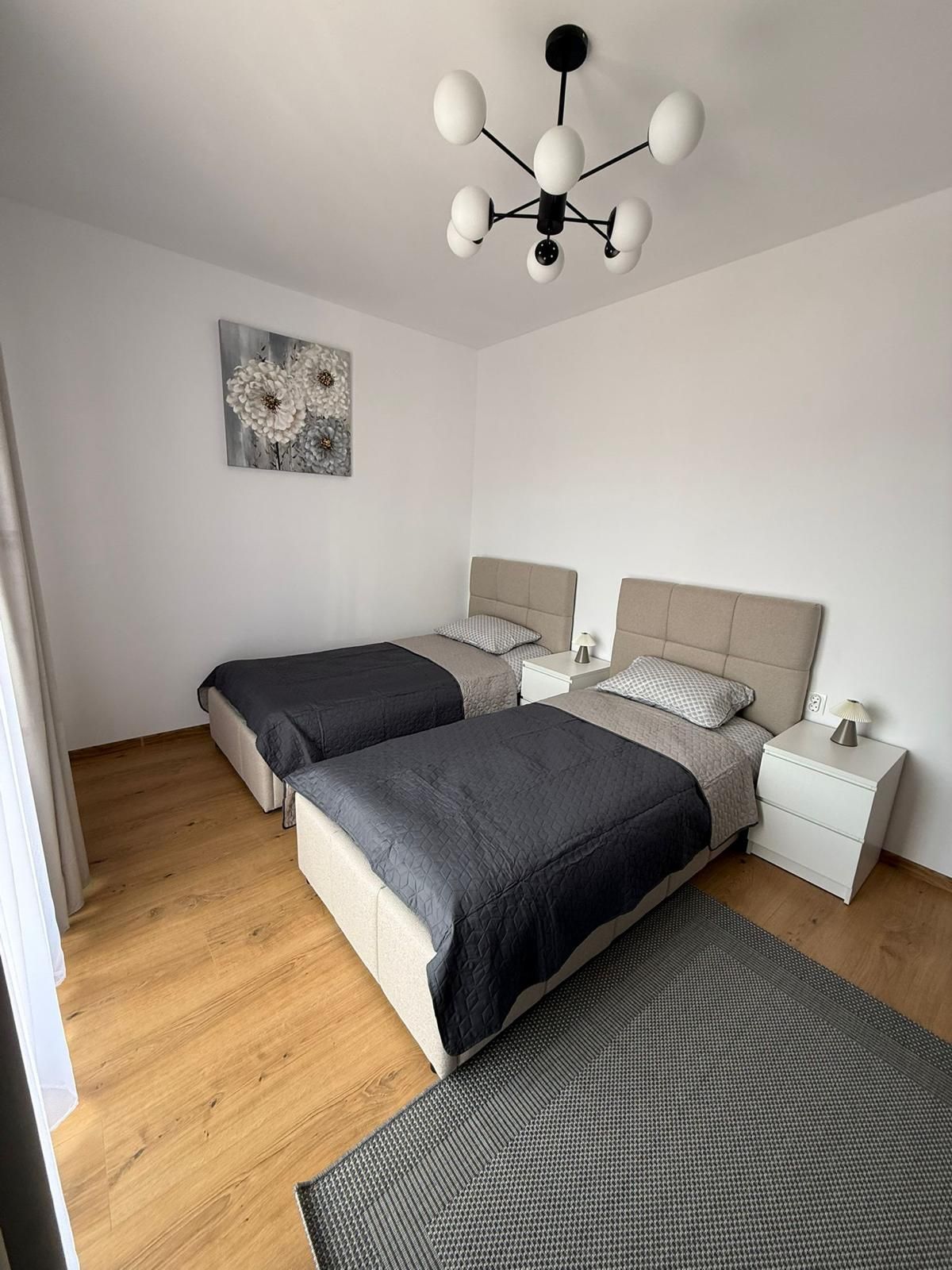 Casa 4 camere,2bai, 700 mp teren,mobilată si utilată — fotografia 4