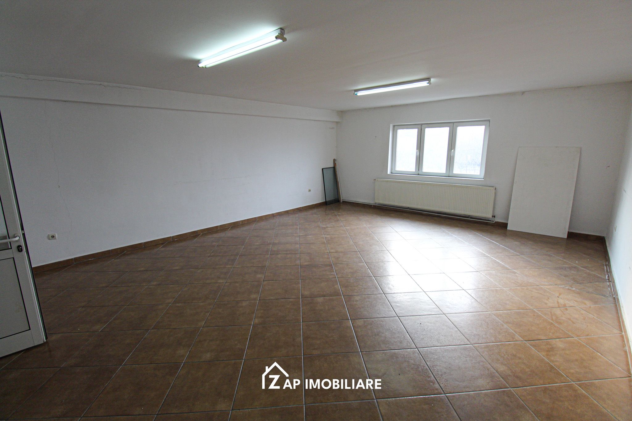 Birouri - 4 Euro / mp - Strada Libertatii - 40 mp sau 60 mp — fotografia 3