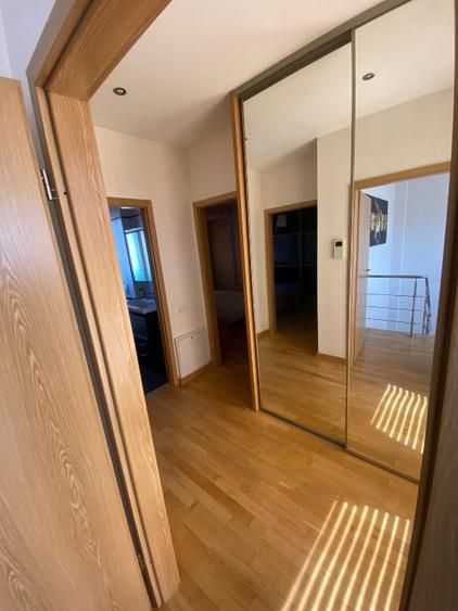 Vand Apartament 5 camere duplex-doua locuri de parcare Soseaua Nordului — fotografia 4