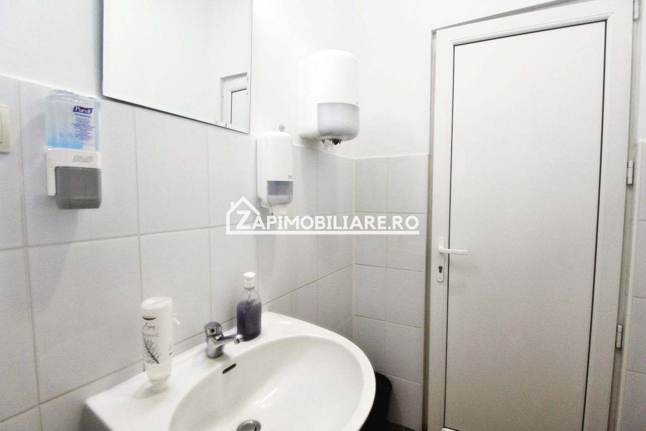 Spatii birouri - Zona Centrala - cuprinse intre 97 mp si 446 mp — fotografia 6
