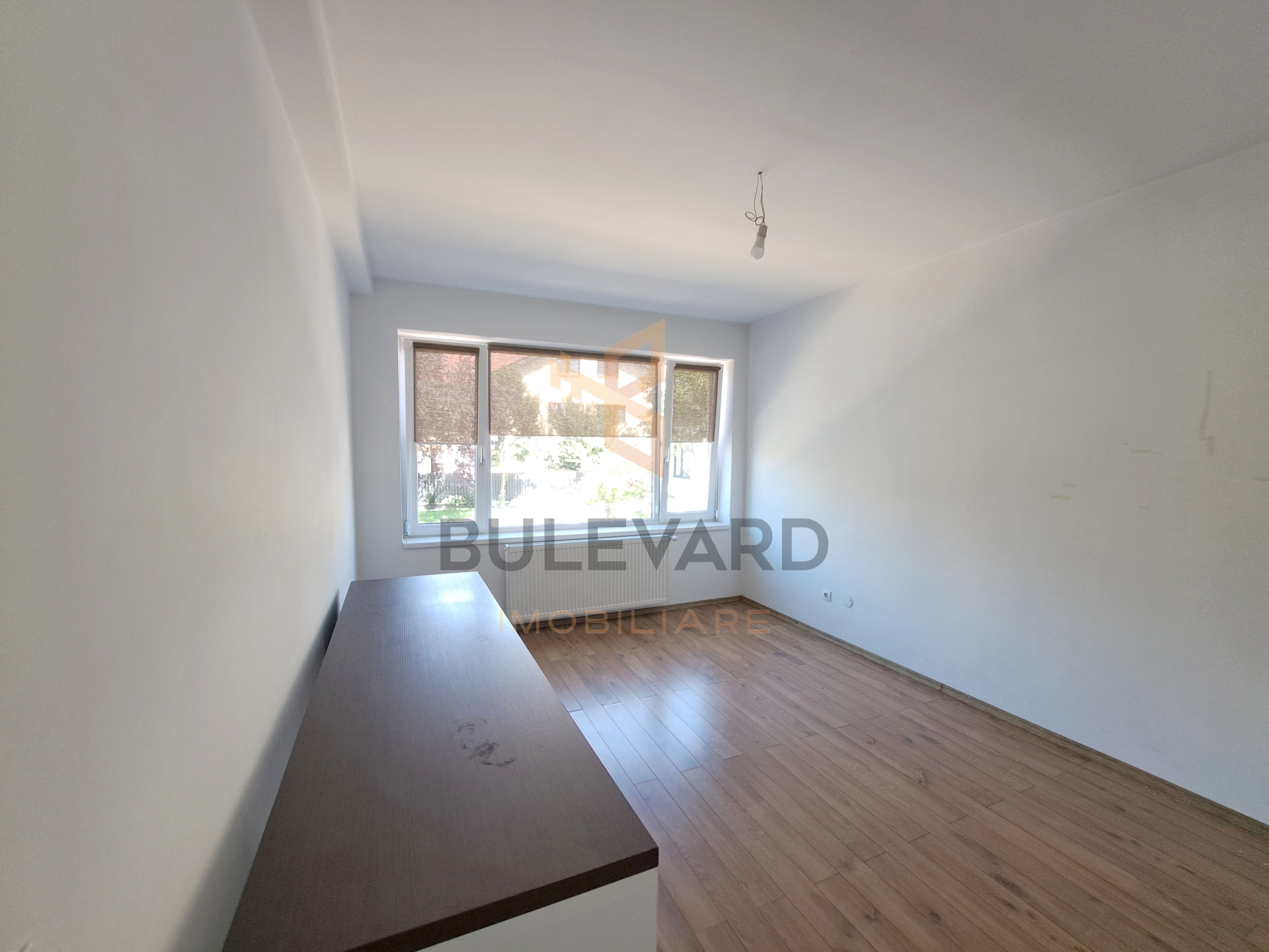 Casa tip dulplex 120 mp + 80 mp terase + garaj, zona Liceu Waldorf — fotografia 16