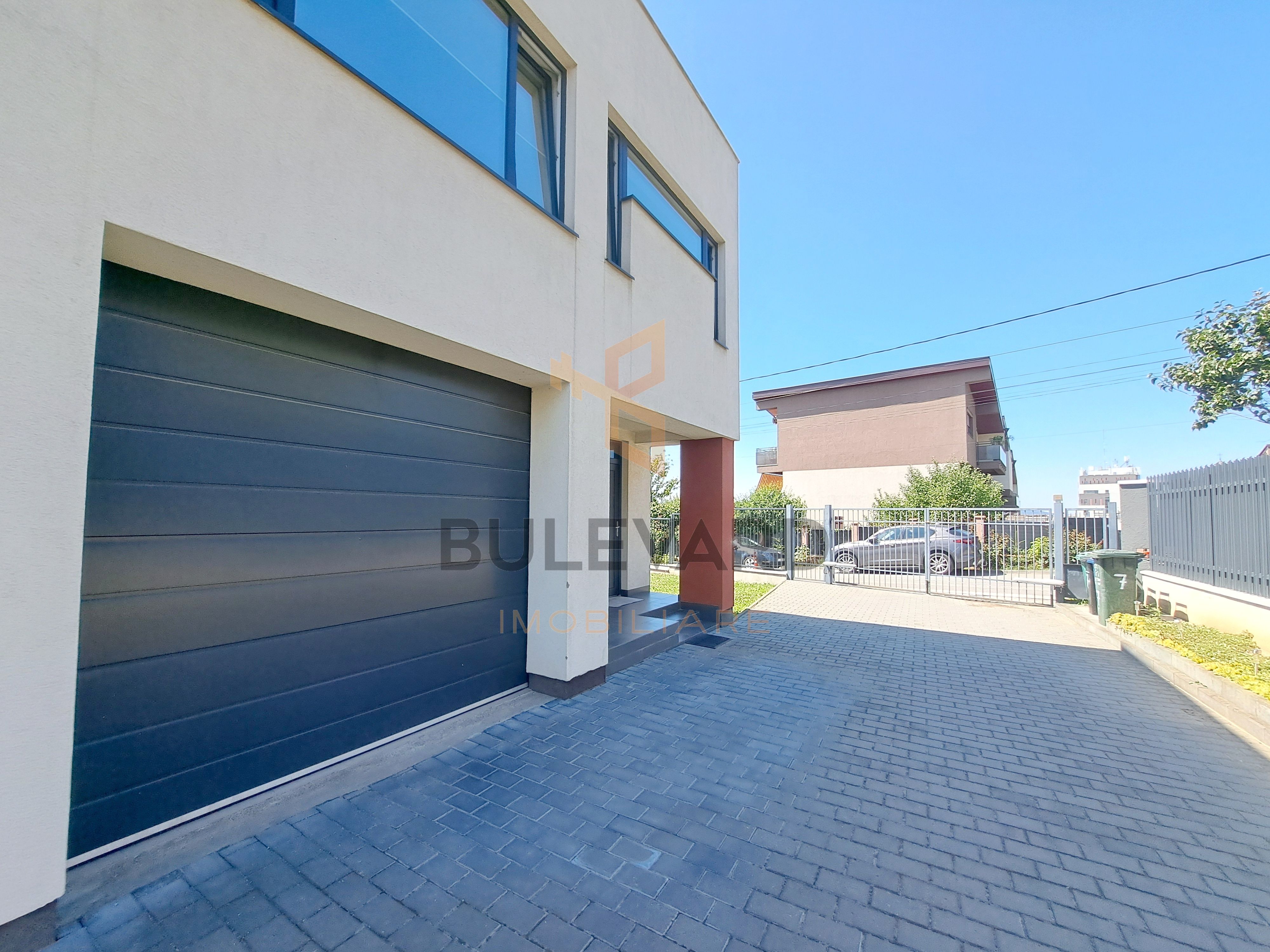 Casa tip dulplex 120 mp + 80 mp terase + garaj, zona Liceu Waldorf — fotografia 3