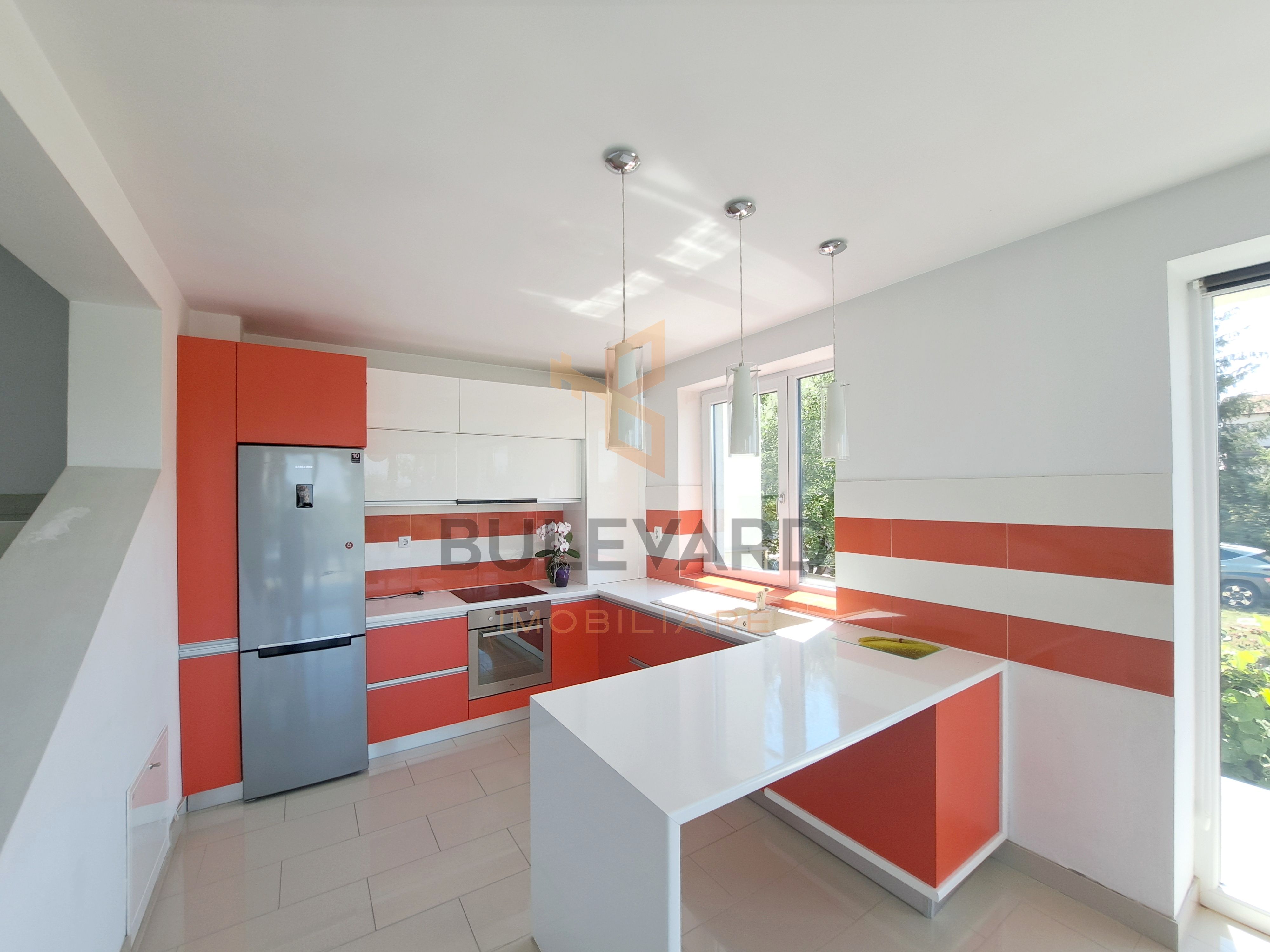 Casa tip dulplex 120 mp + 80 mp terase + garaj, zona Liceu Waldorf — fotografia 8