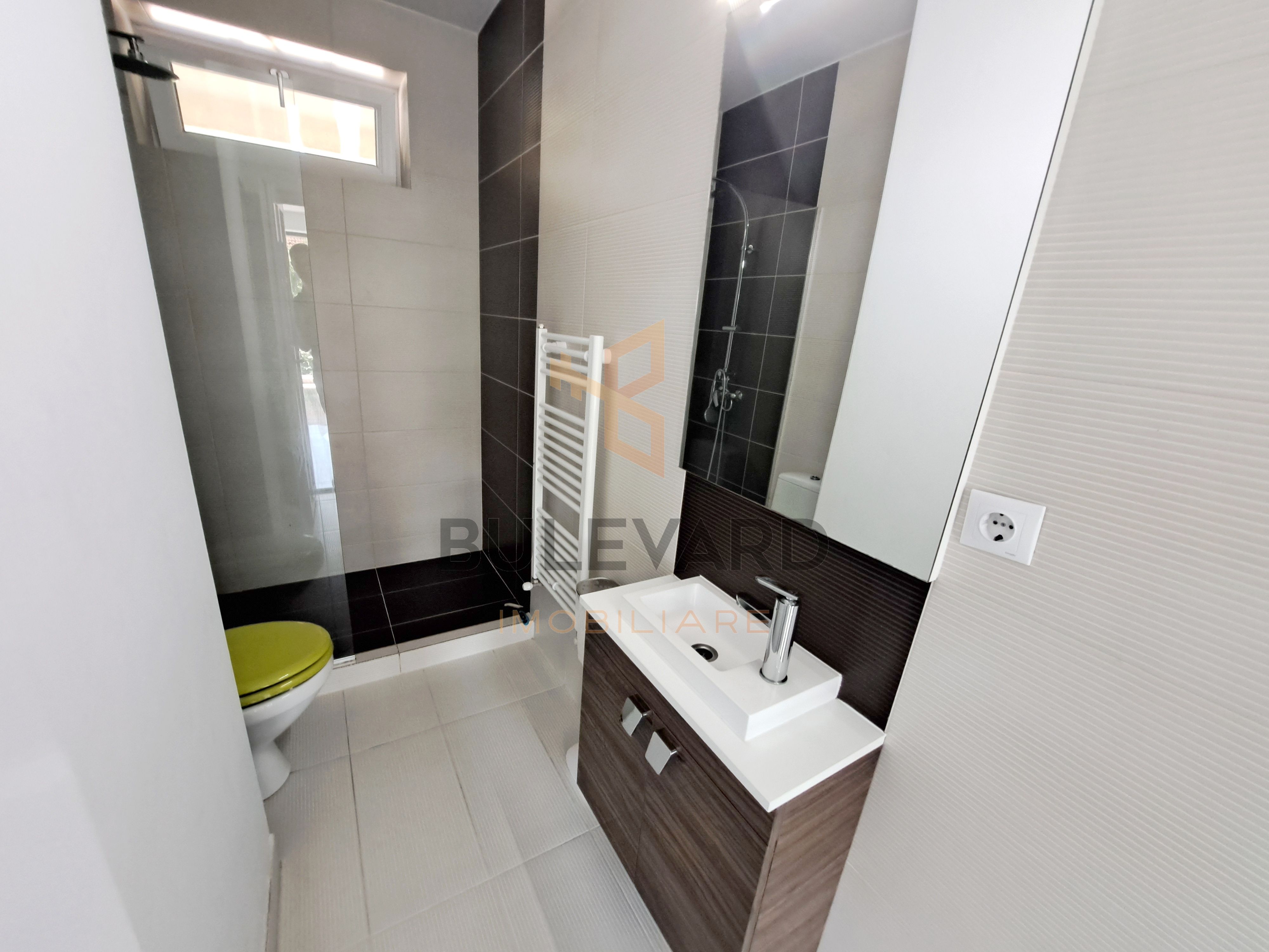 Casa tip dulplex 120 mp + 80 mp terase + garaj, zona Liceu Waldorf — fotografia 9