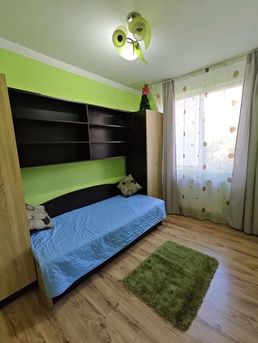 Apartament cu 3 camere – zona Poliției — fotografia 3