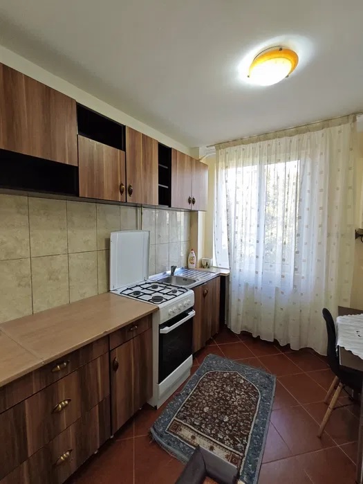 Apartament cu 3 camere – zona Poliției — fotografia 6