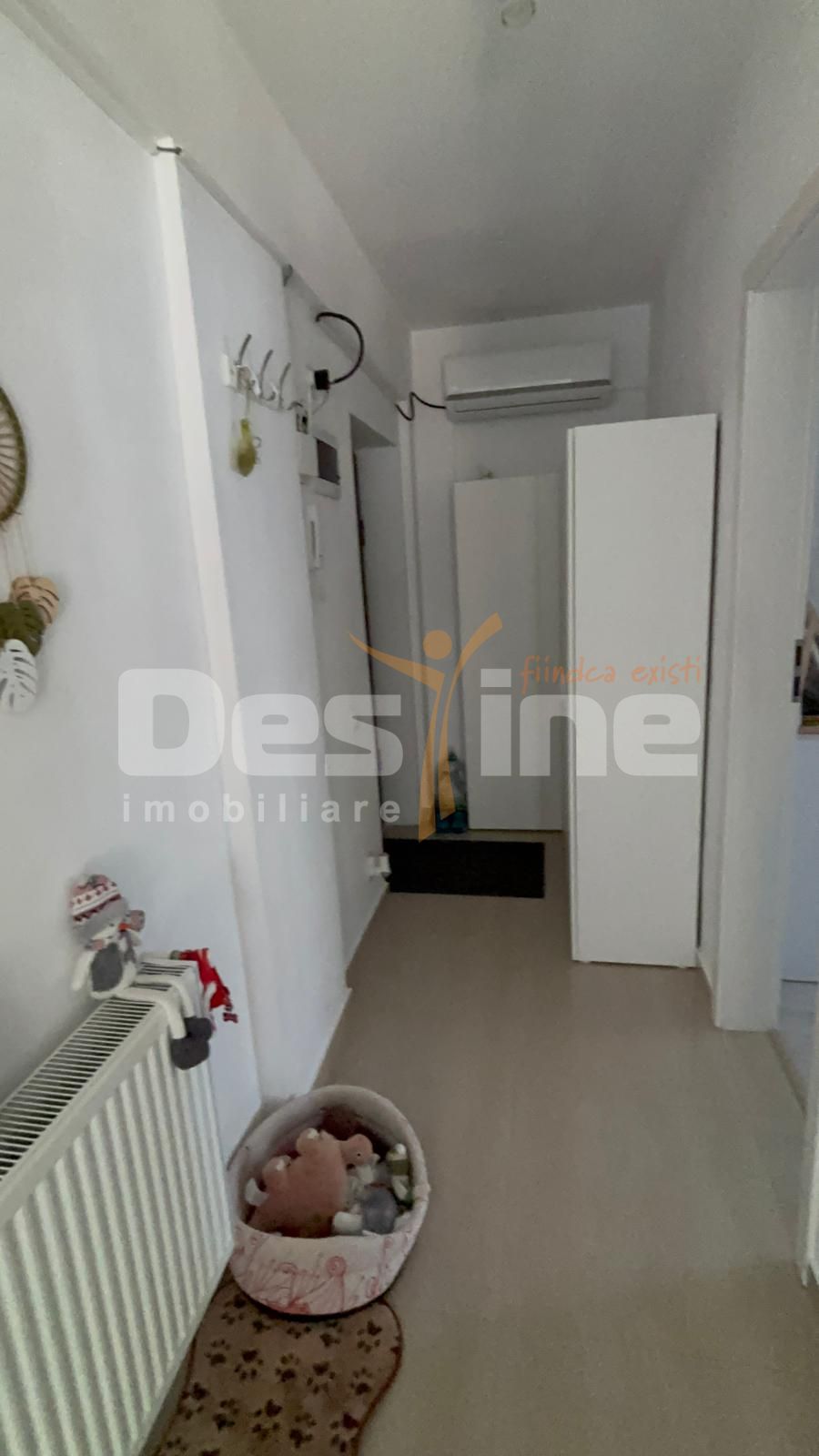 APARTAMENT 2 CAMERE DECOMANDAT RENOVAT +CURTE DE 80 M — fotografia 5