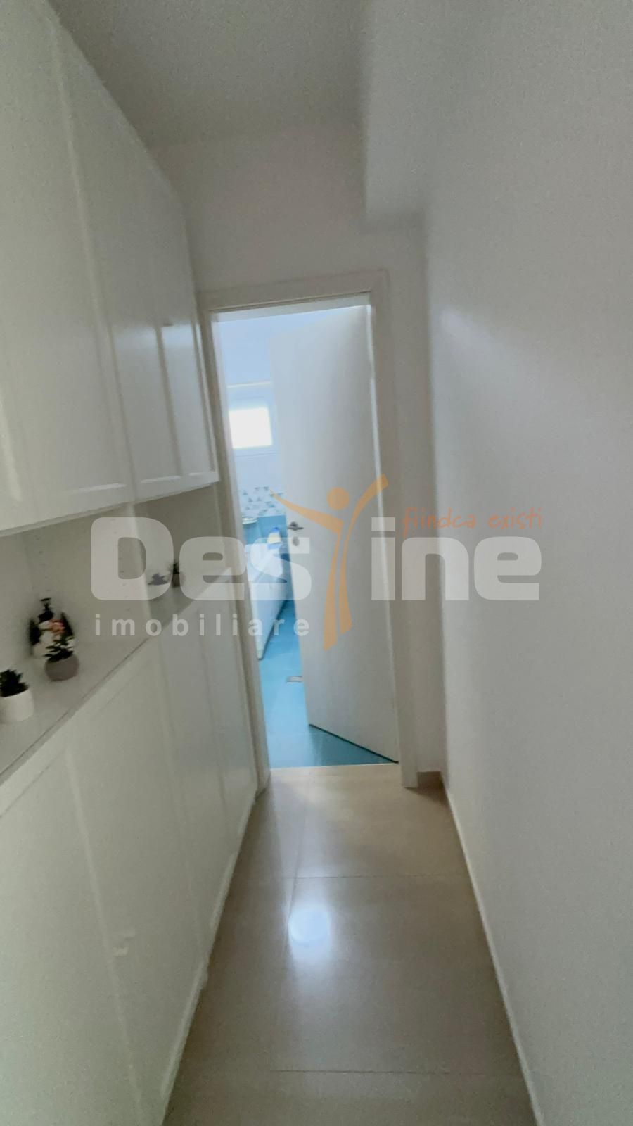 APARTAMENT 2 CAMERE DECOMANDAT RENOVAT +CURTE DE 80 M — fotografia 7