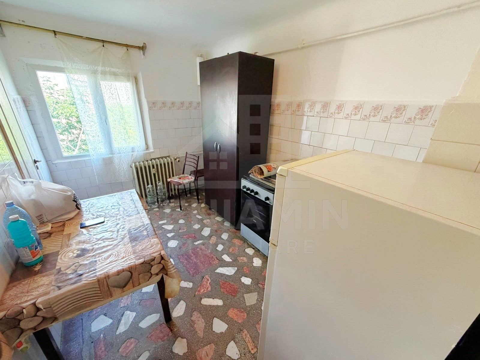 Apartament 4 camere decomandat - Spitalul Judetean - 80mp -1983 — fotografia 5