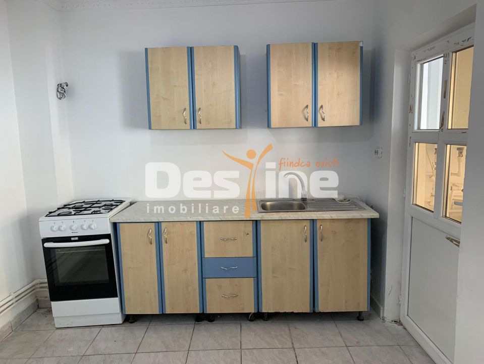 Depozit + Casă + Curte | Ideal  Afacere și Locuit — fotografia 5