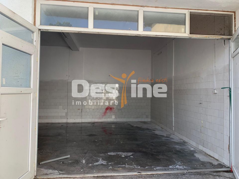 Depozit + Casă + Curte | Ideal  Afacere și Locuit — fotografia 9