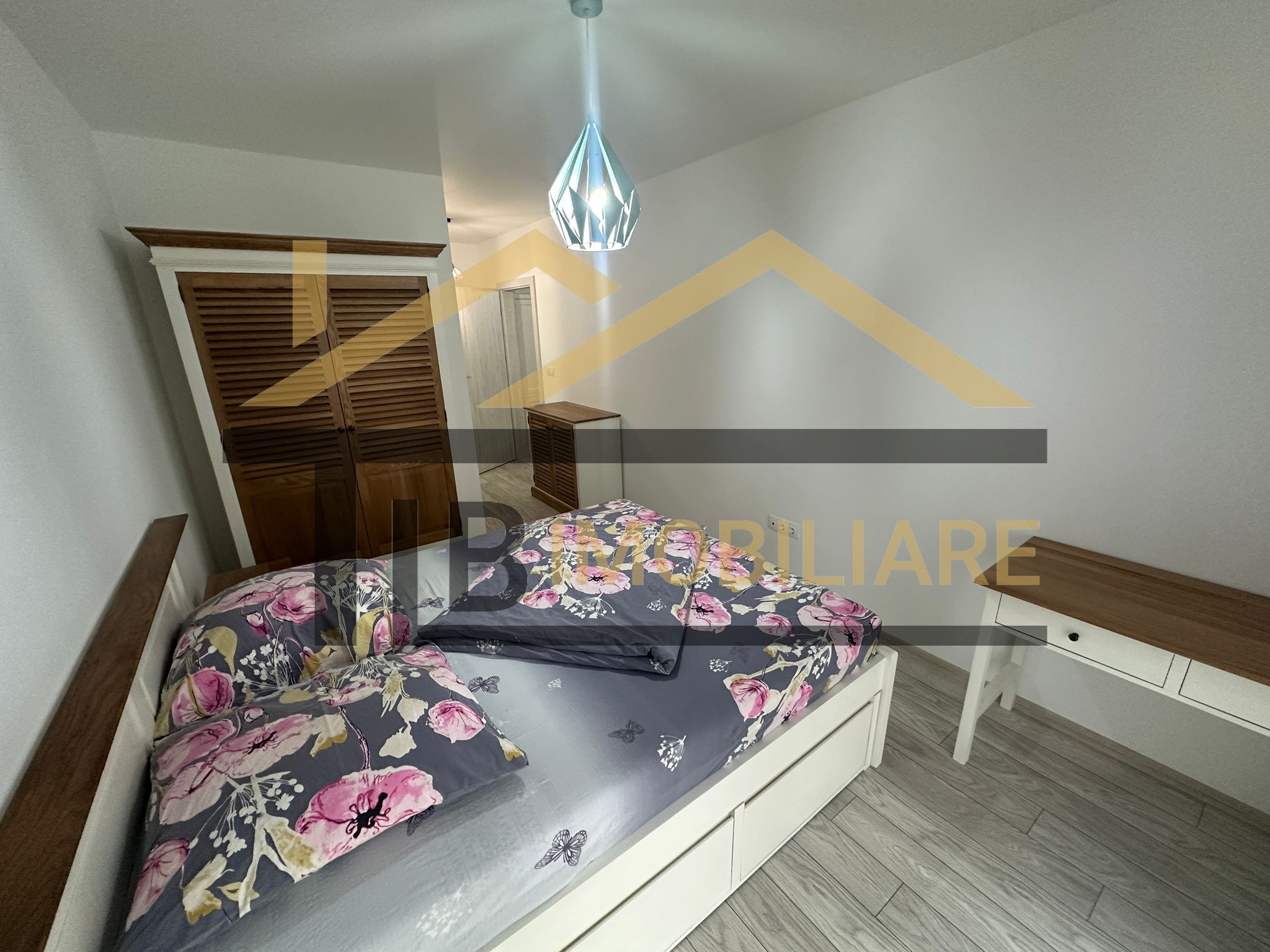 Apartament de 3 camere, 80mp, parcare, Zona Maurer Residence — fotografia 8