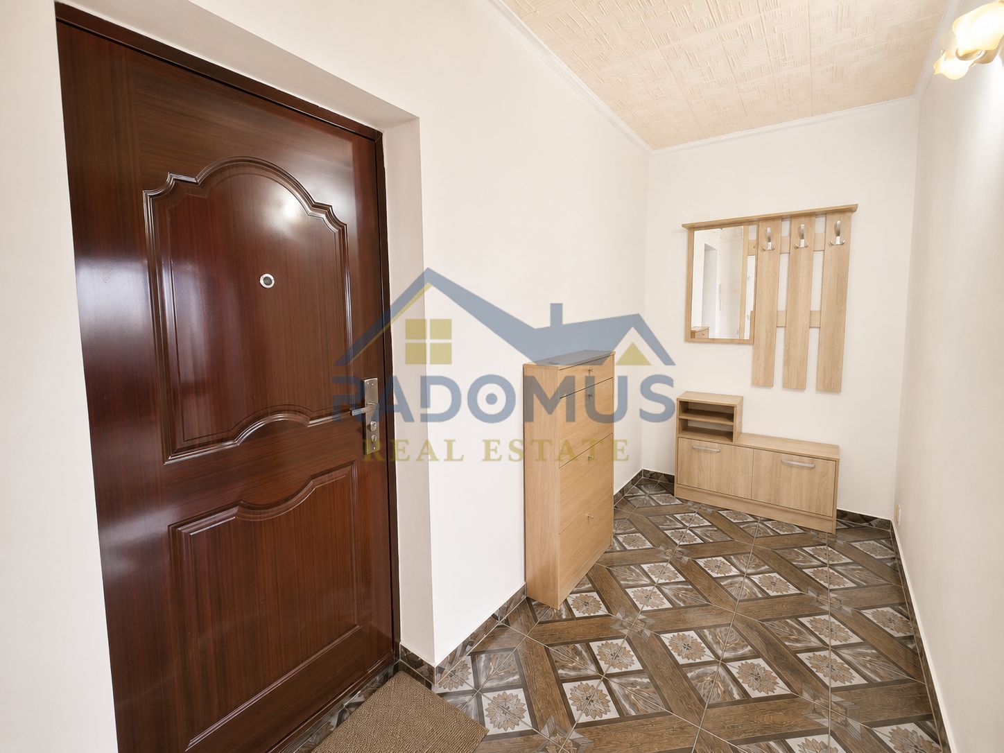 Garsonieră 2 camere | Republicii | 260 €/lună | Etaj 10 — fotografia 4
