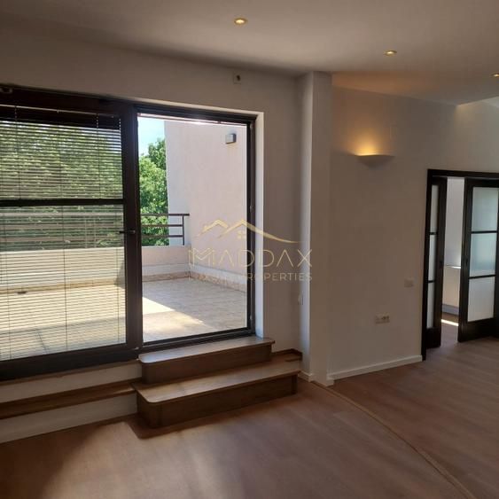 Vanzare 5 camere/PENTHOUSE PREMIUM KISELEFF /Stil Art Deco-Bauhaus/ Terasă 24 m — fotografia 3