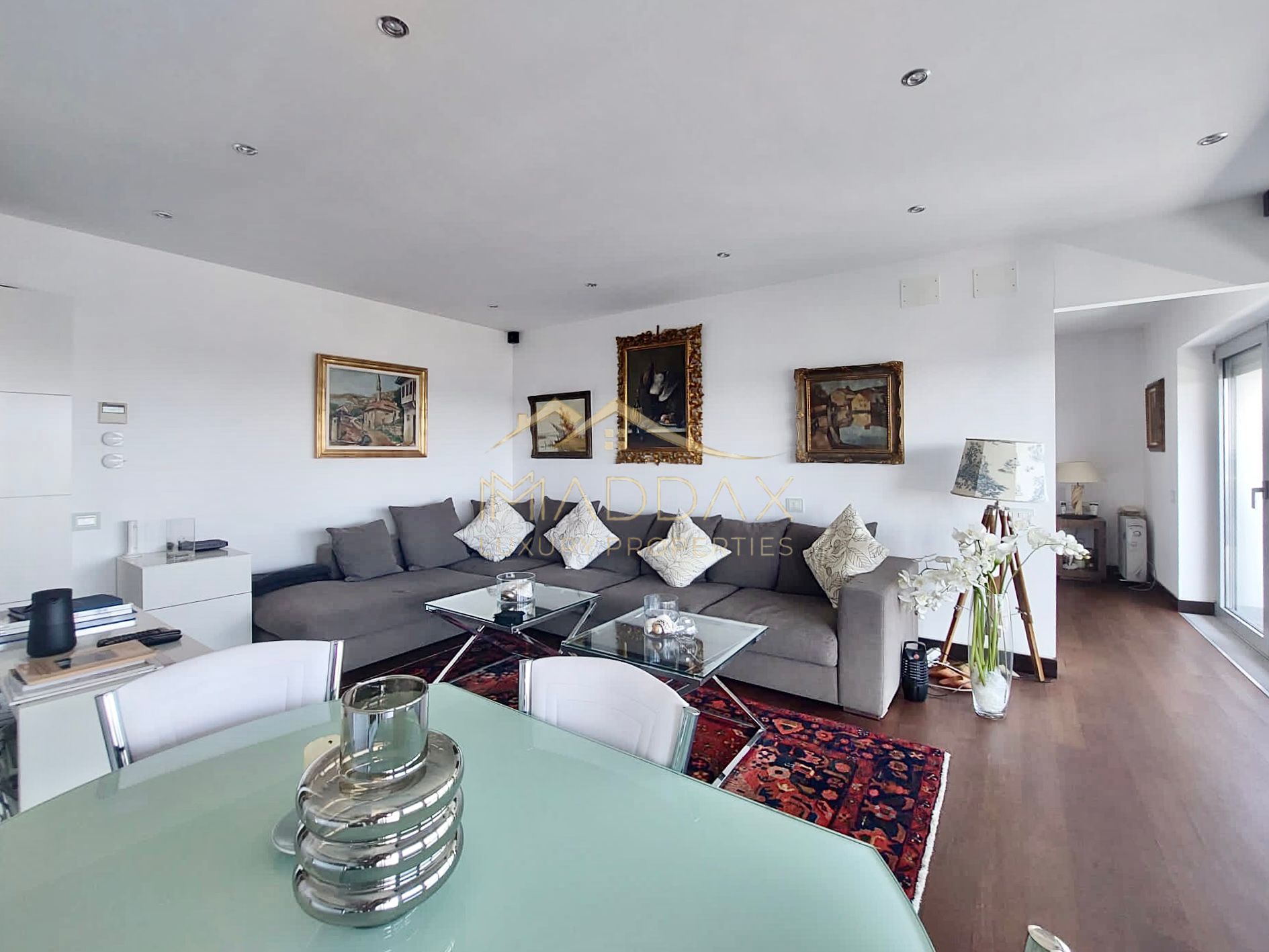 Apartament cu 3 camere  *102 mp + terasa 24mp* // Kiseleff — fotografia 5