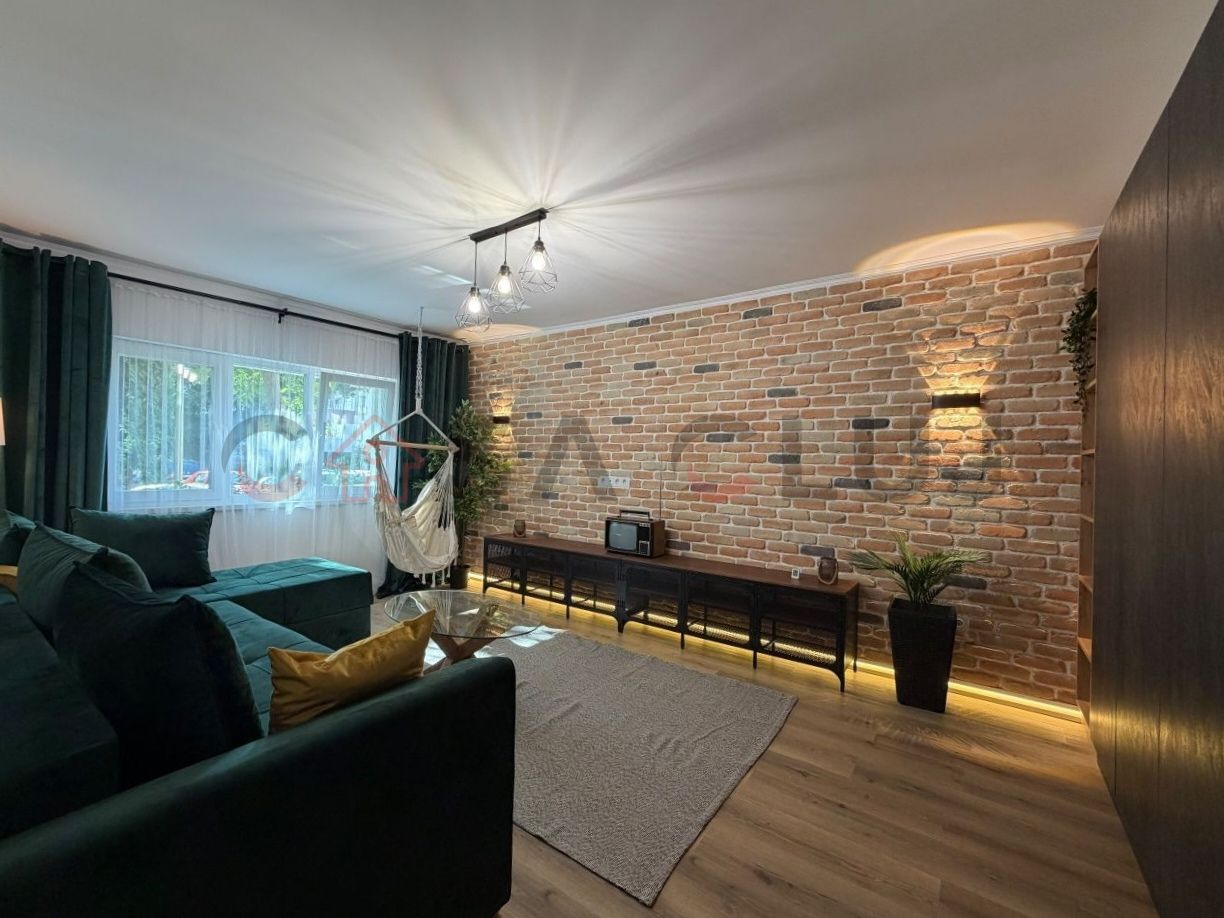 Apartament cu 3 camere, renovat integral, Kaufland Manastur — fotografia 3