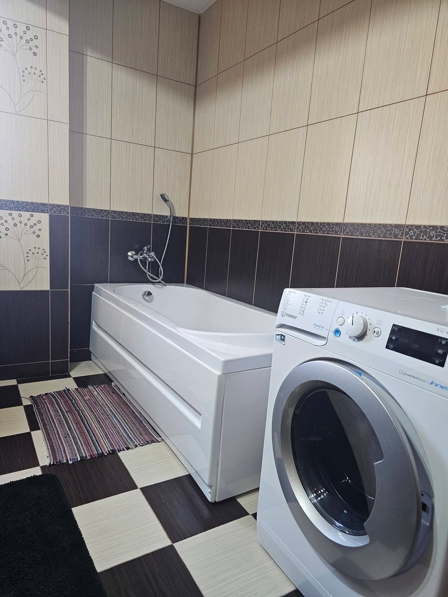Apartament cu 3 Camere de Inchiriat I Scheia/Suceava I 350 Euro/luna — fotografia 5