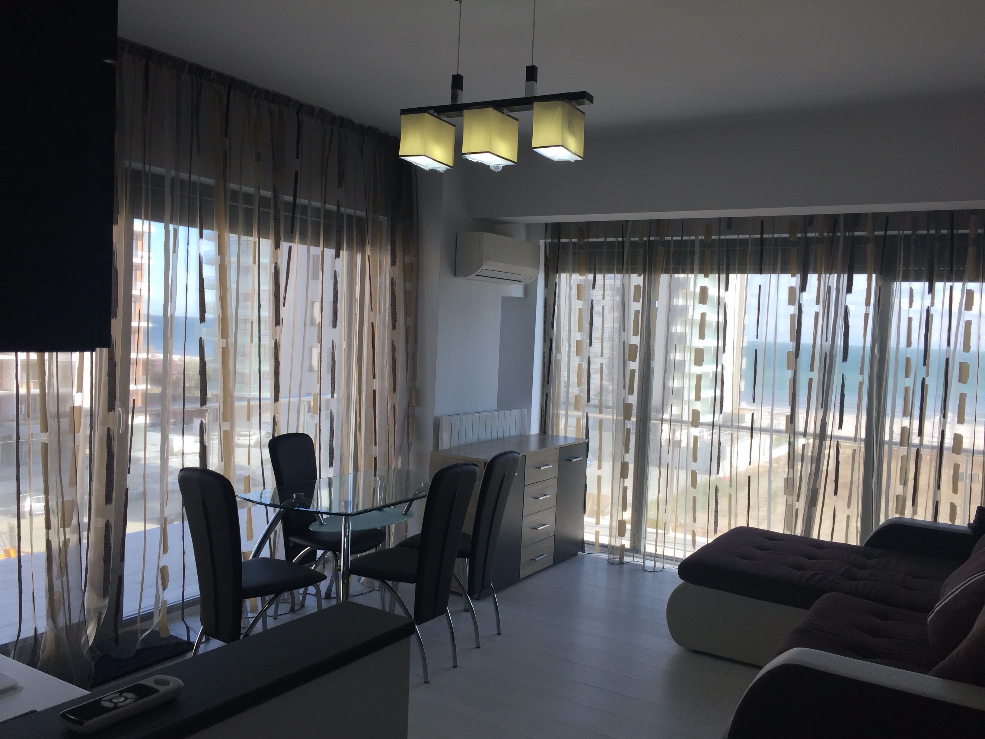Apartament pe malul Mării, Mamaia! 2 camere 63mp suprafață. Mobilat. — fotografia 4