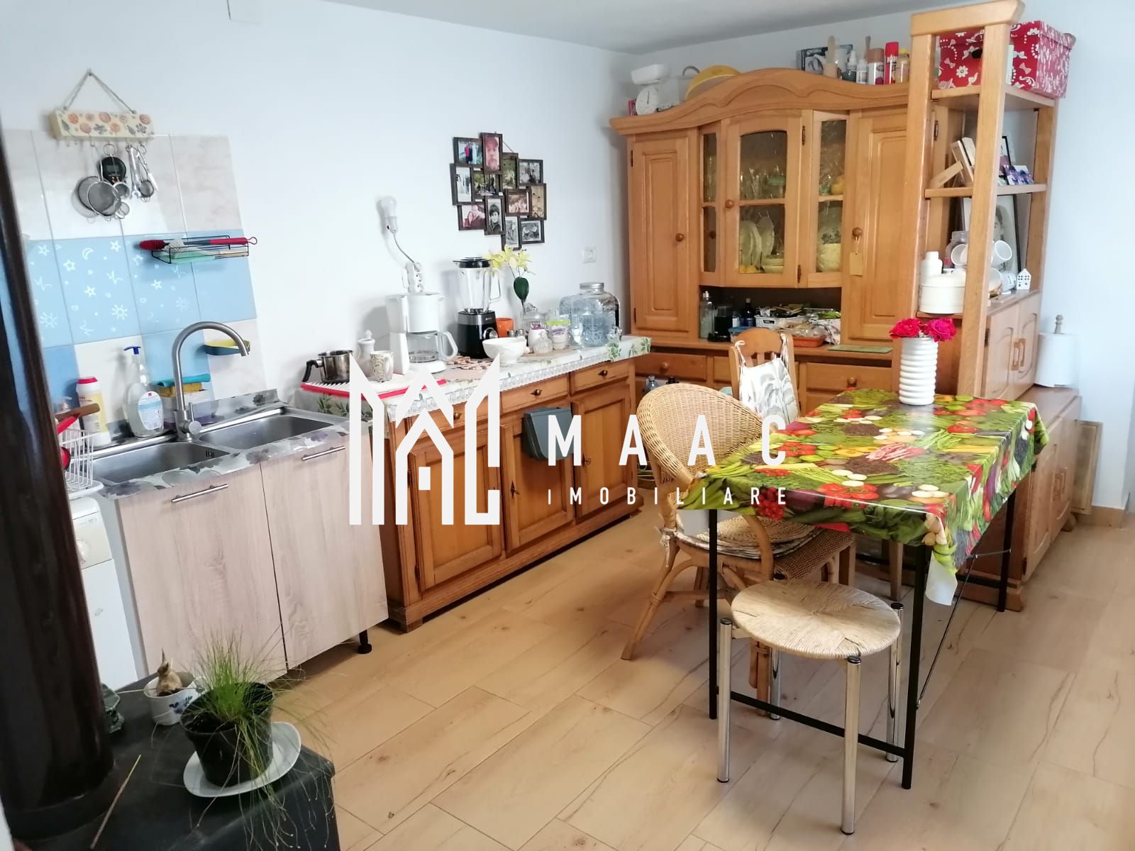 Casa individuala | Teren 868 MP | 2 bai | Pivnita | Arpasu — fotografia 5
