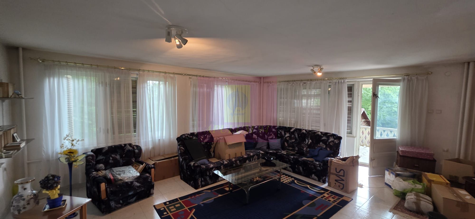 Vila de vanzare cu 6 camere si teren de 5116 mp in Cornu, Prahova — fotografia 3