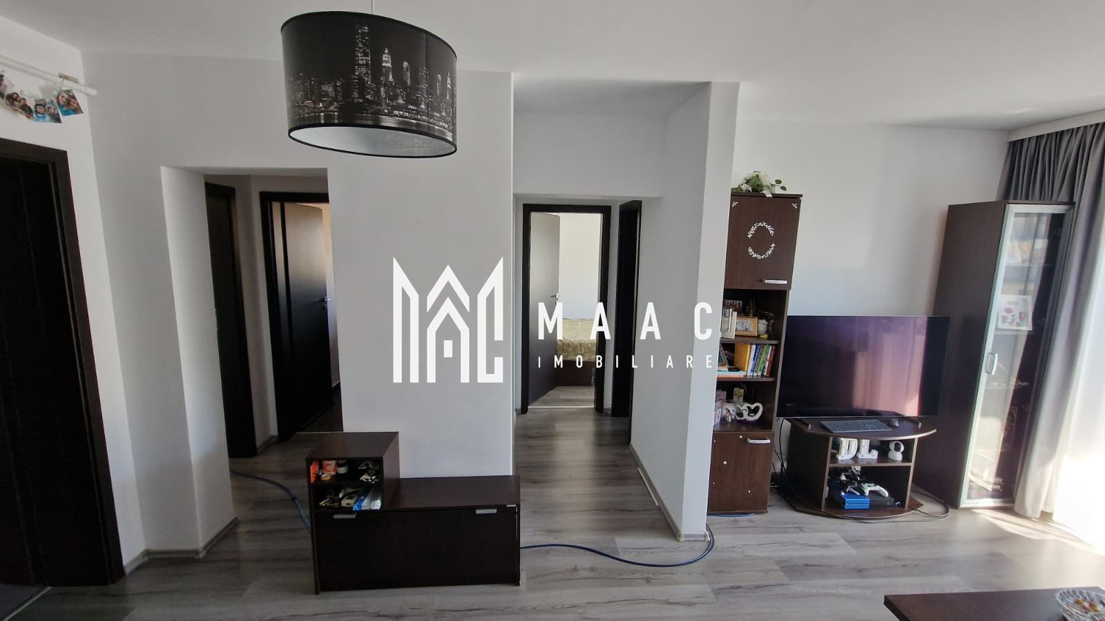 Apartament 3 camere | 71 m  utili | 2 băi | 2 balcoane | Parcare în fața vilei | Mobilat | Etaj 2 — fotografia 12