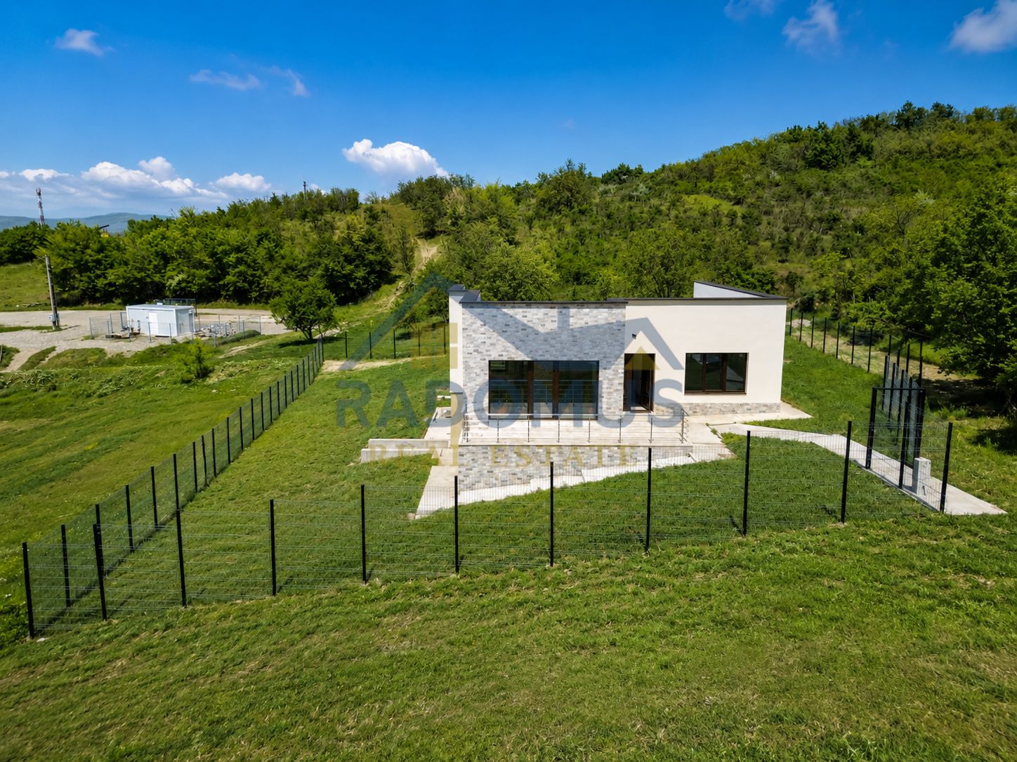 Casă nouă în Boldești-Scăeni | 180 mp utili | Terasă 23 mp — fotografia 18