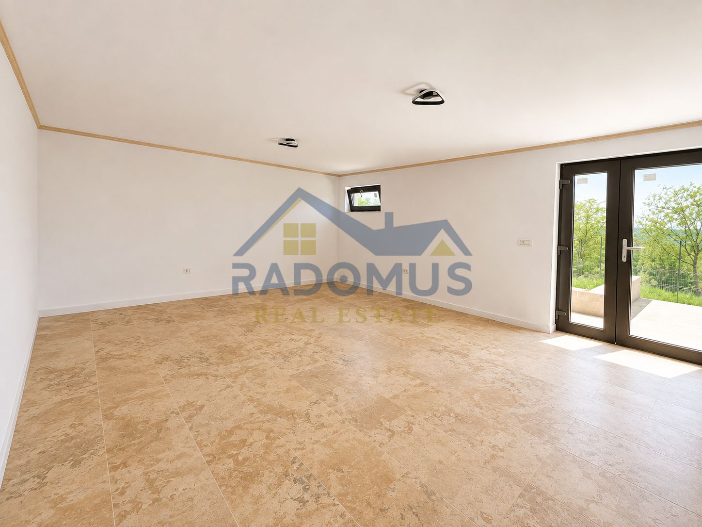 Casă nouă în Boldești-Scăeni | 180 mp utili | Terasă 23 mp — fotografia 8