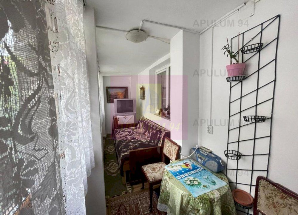 Apartament cu 2 camere de vânzare în Sinaia — fotografia 3