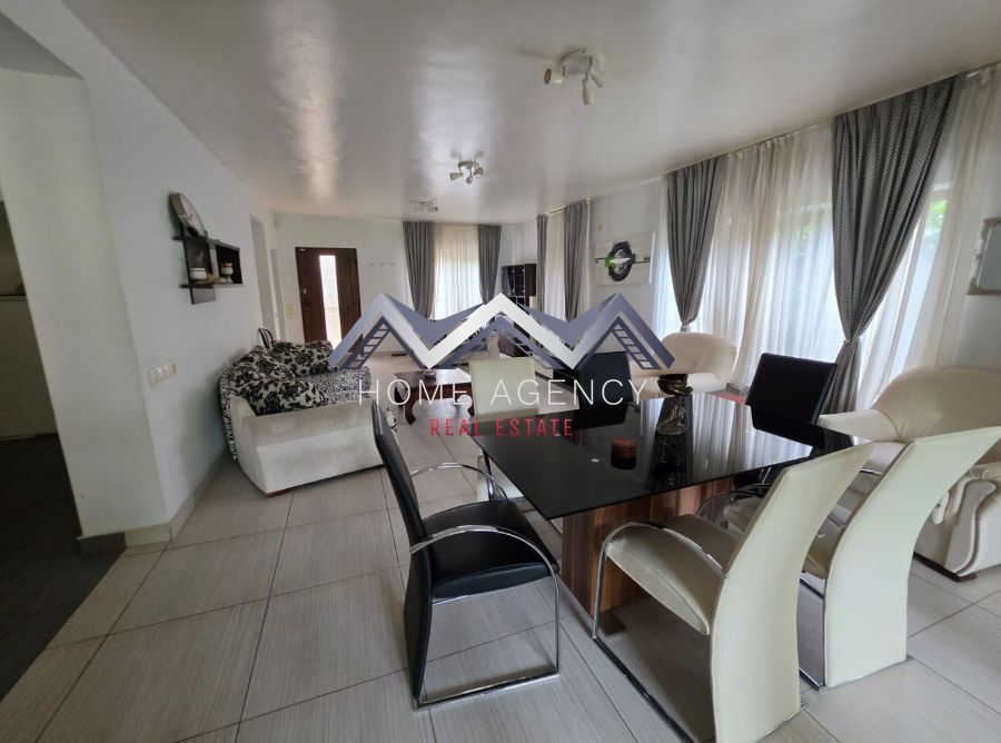 Domeniu privat în Corbeanca – 2 vile, 3.278 mp teren, piscină — fotografia 11