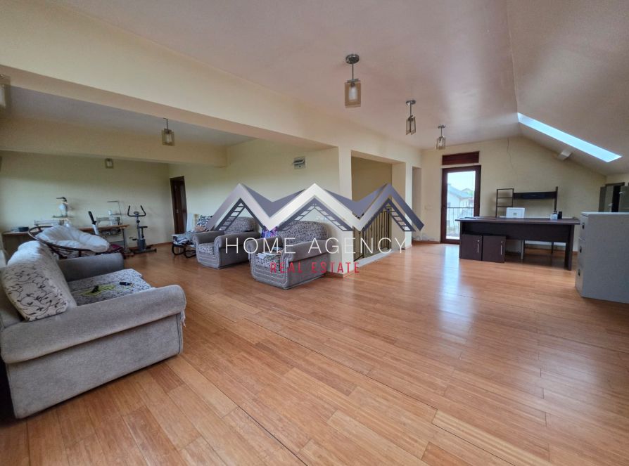 Domeniu privat în Corbeanca – 2 vile, 3.278 mp teren, piscină — fotografia 8