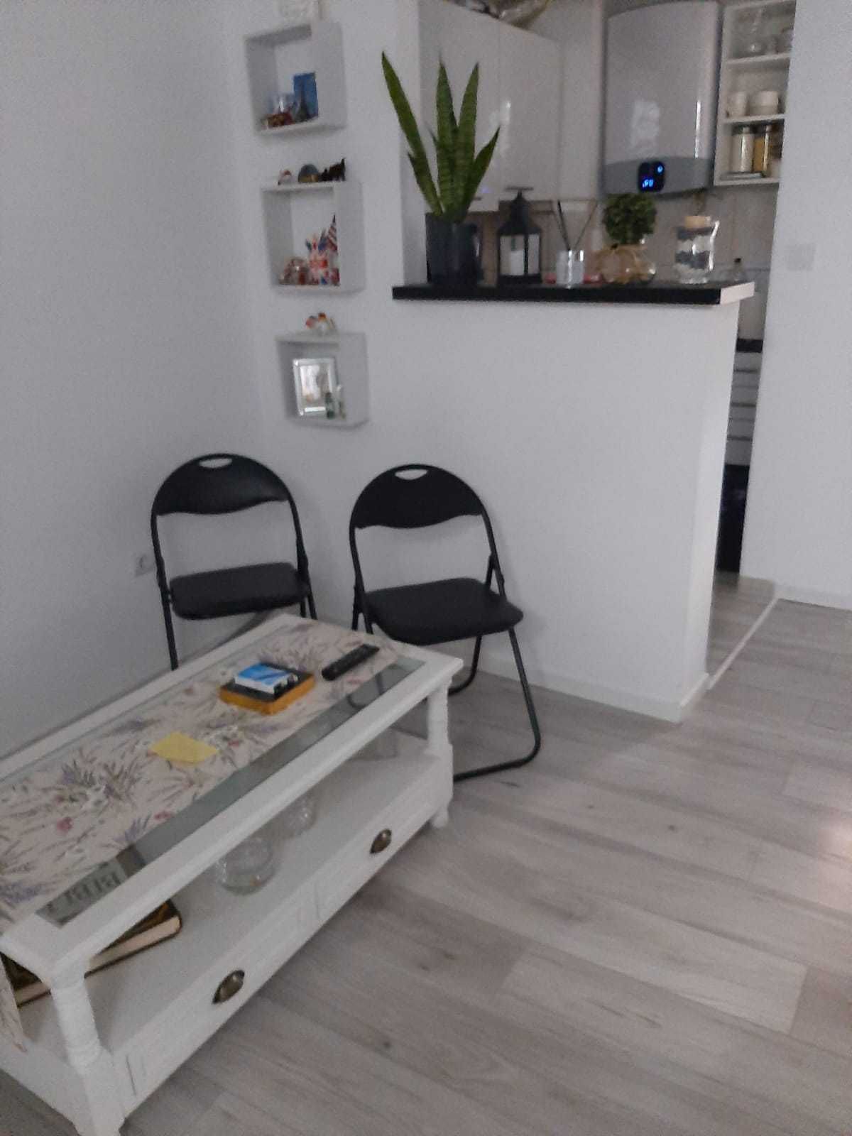 Vând garsonieră zona Ostrovului Satu Mare — fotografia 3
