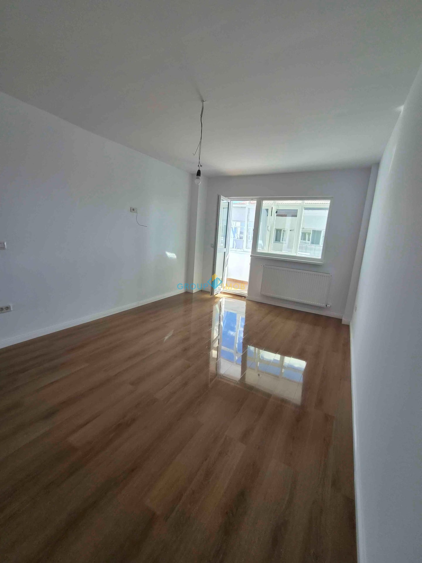Apartament 3 camere decomandate, renovat complet str. Mioriței — fotografia 3