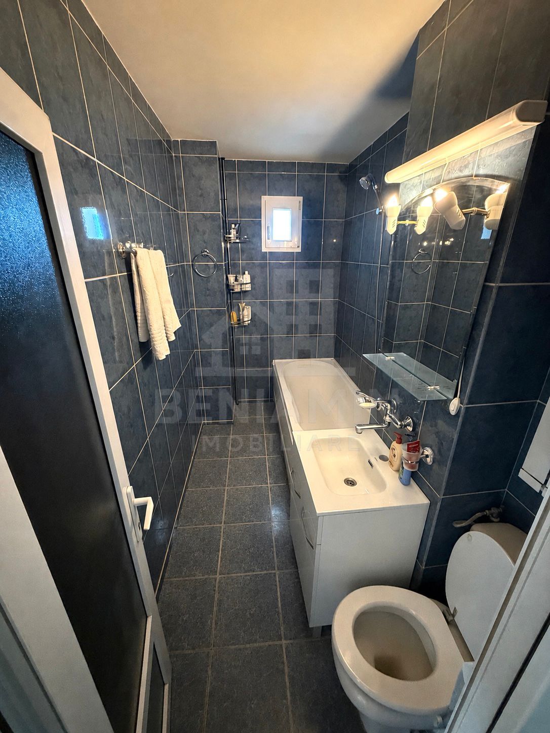 Apartament de 3 camere decomandat 74mp etaj 5 -centrala - Brazda — fotografia 5