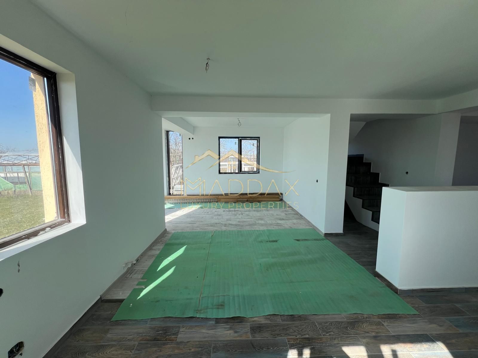 Vila moderna 4 camere // 114 // teren 440mp / Tunari/ Localitatea Dimieni — fotografia 4