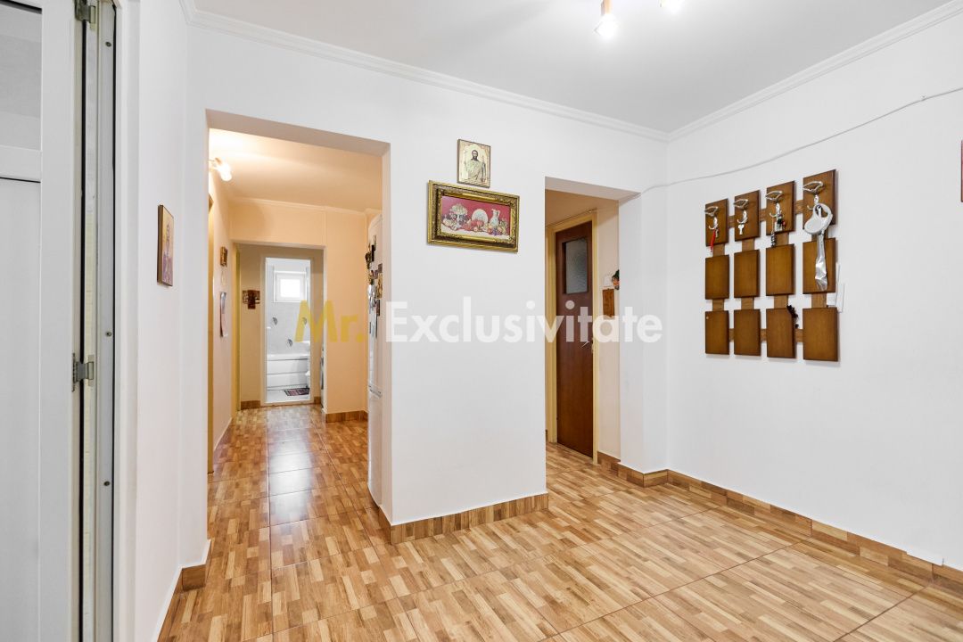 Apartament decomandat  4 camere -  etaj intermediar - Cartier Nord — fotografia 7