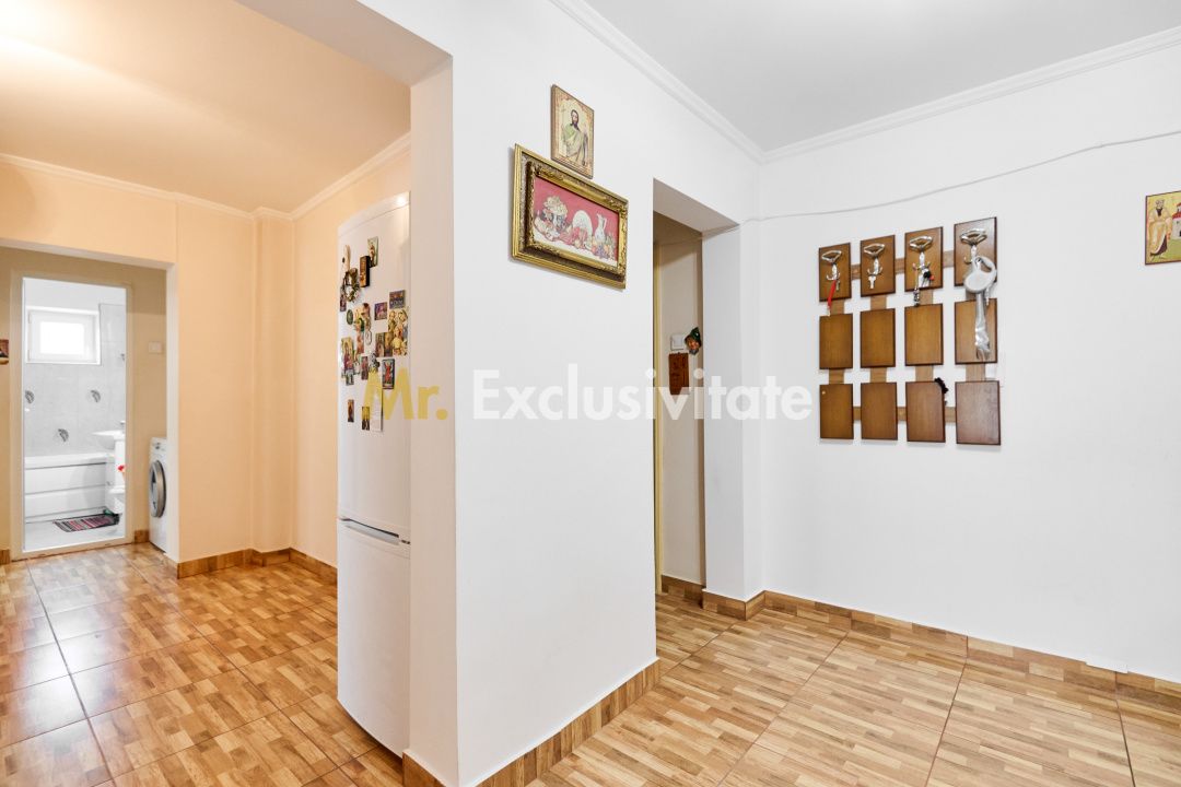 Apartament decomandat  4 camere -  etaj intermediar - Cartier Nord — fotografia 8
