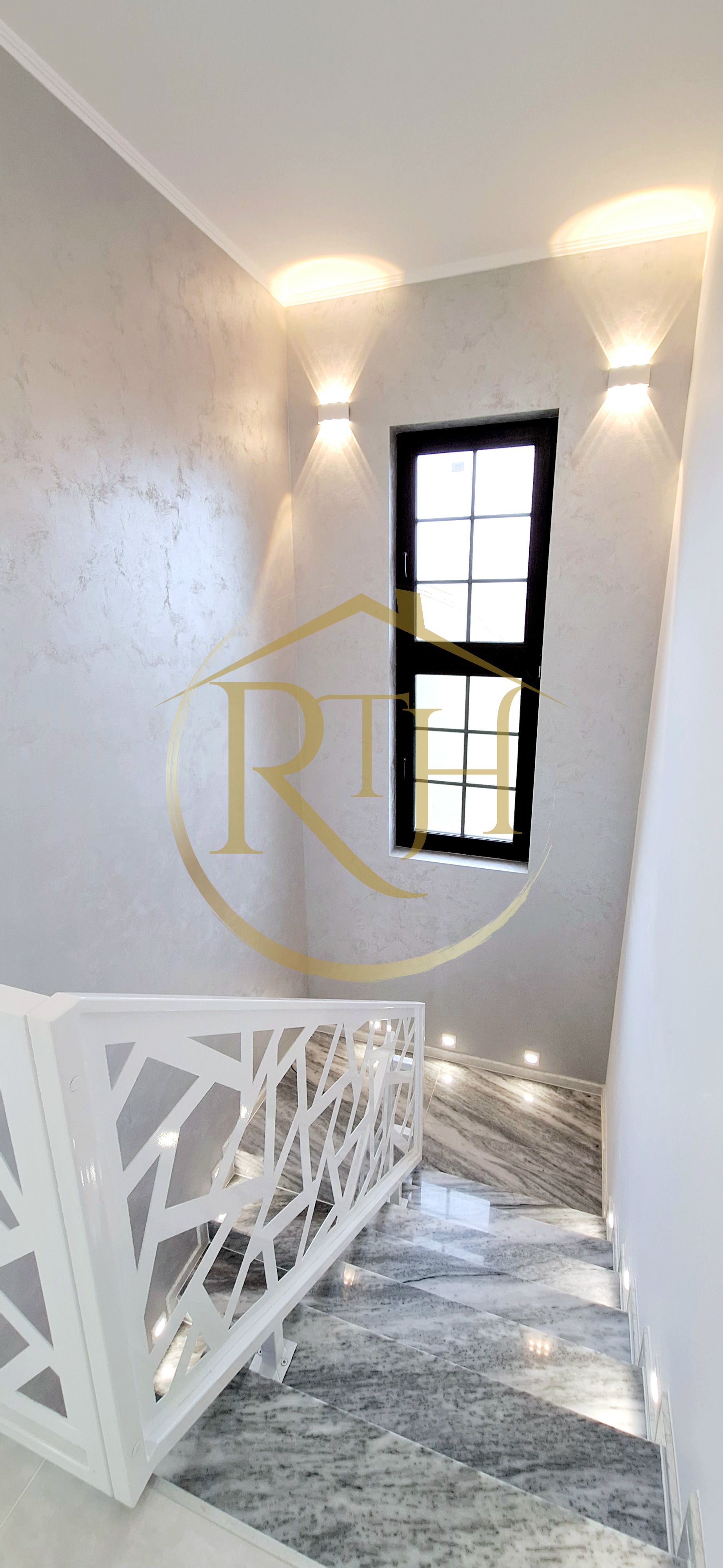 Oferim spre vanzare casa deosebita, cu 5 camere, Giroc, zona Centrala. — fotografia 19