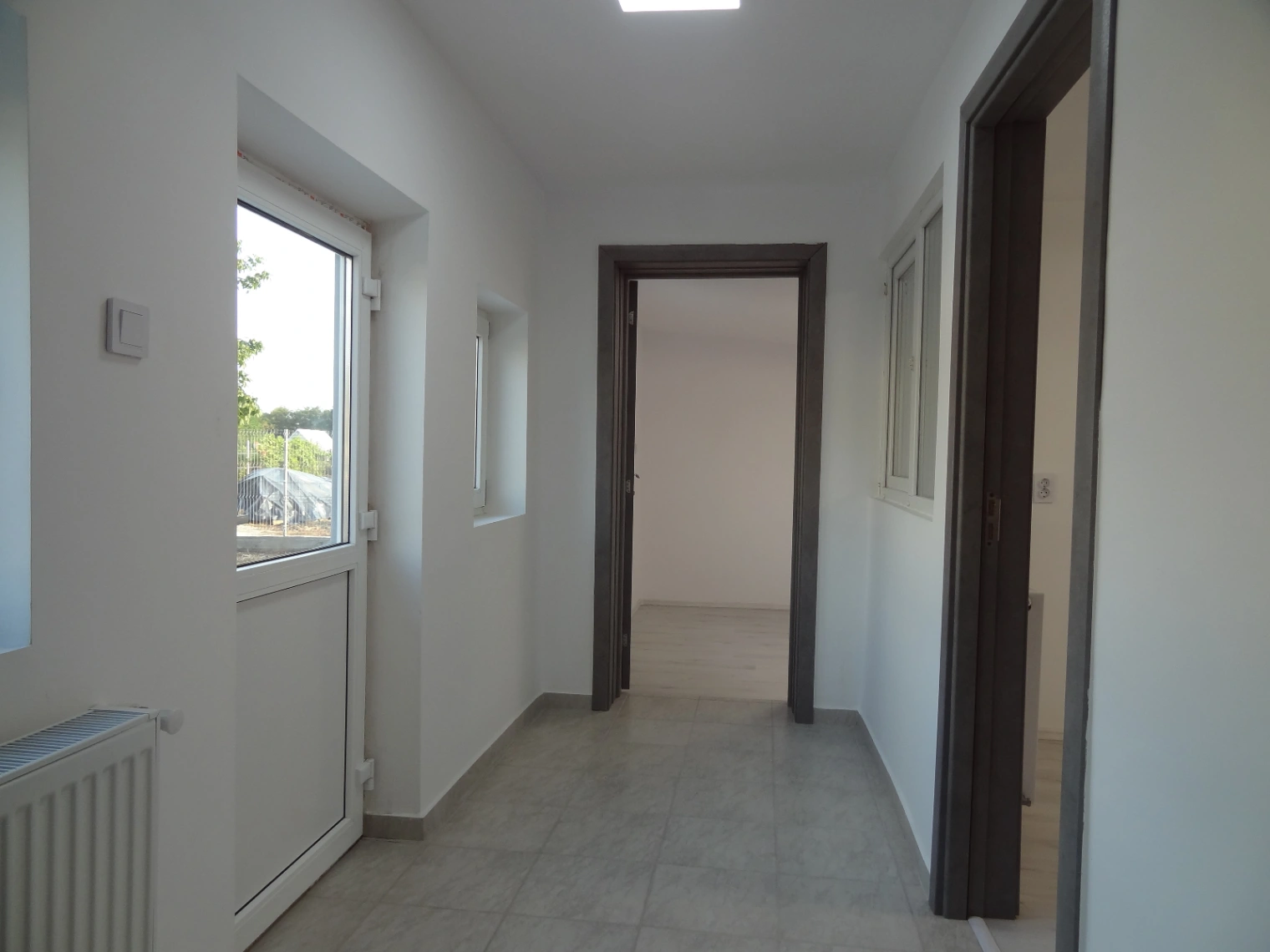 PROPRIETAR – Casă individuală renovată, 5 camere, teren 543 mp – Domnești — fotografia 10
