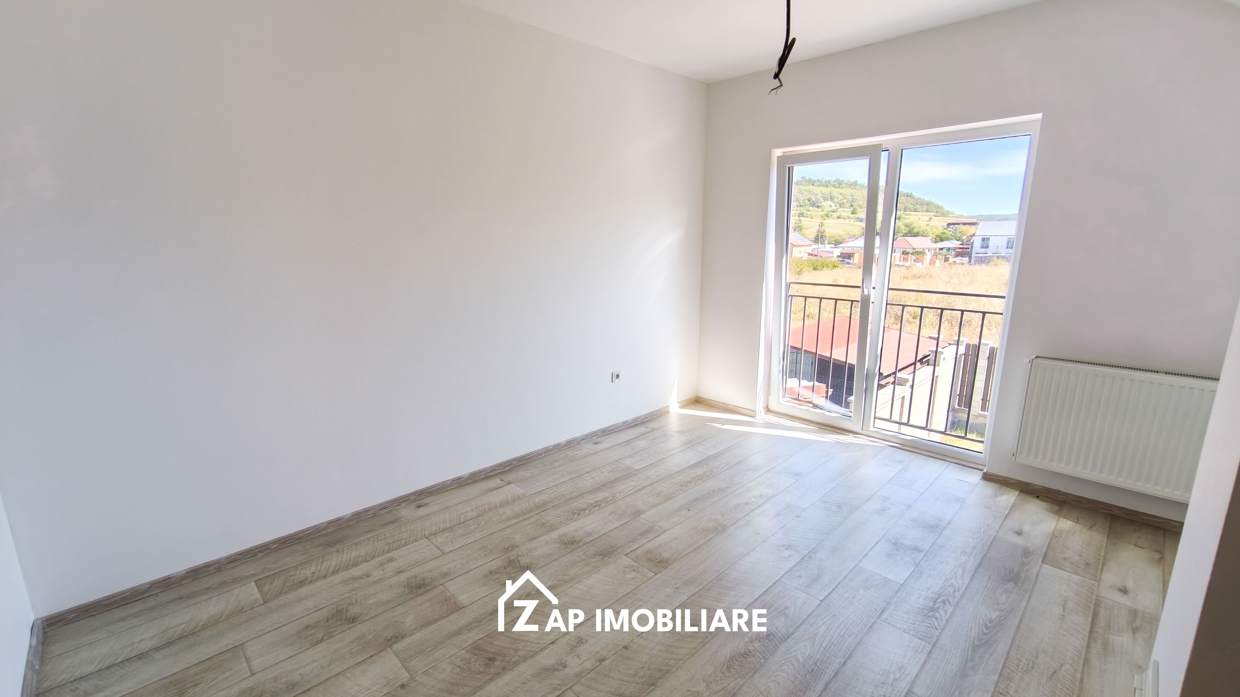 Casă - Strada Budiului - 100 mp Utili - Teren 300 mp - 4 Camere — fotografia 16