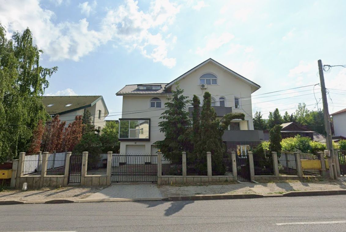 Centru comercial BUCIUM | 903 mp, 14-16 parcări, vânzare pe aripi