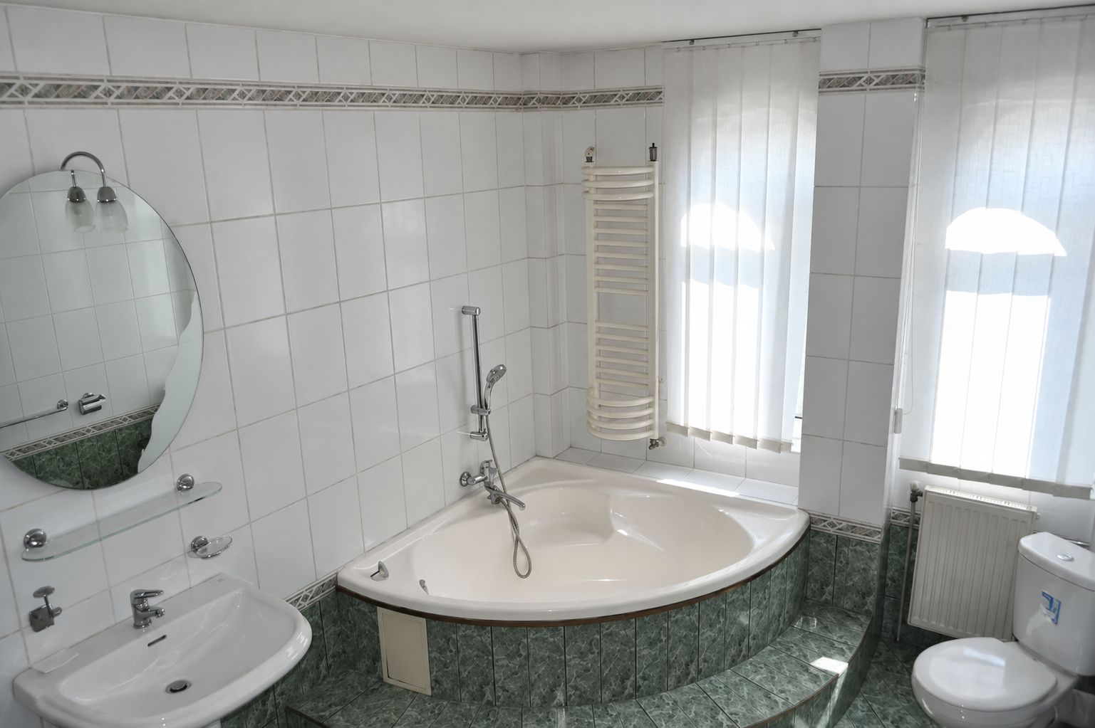 Centru comercial BUCIUM | 903 mp, 14-16 parcări, vânzare pe aripi — fotografia 7