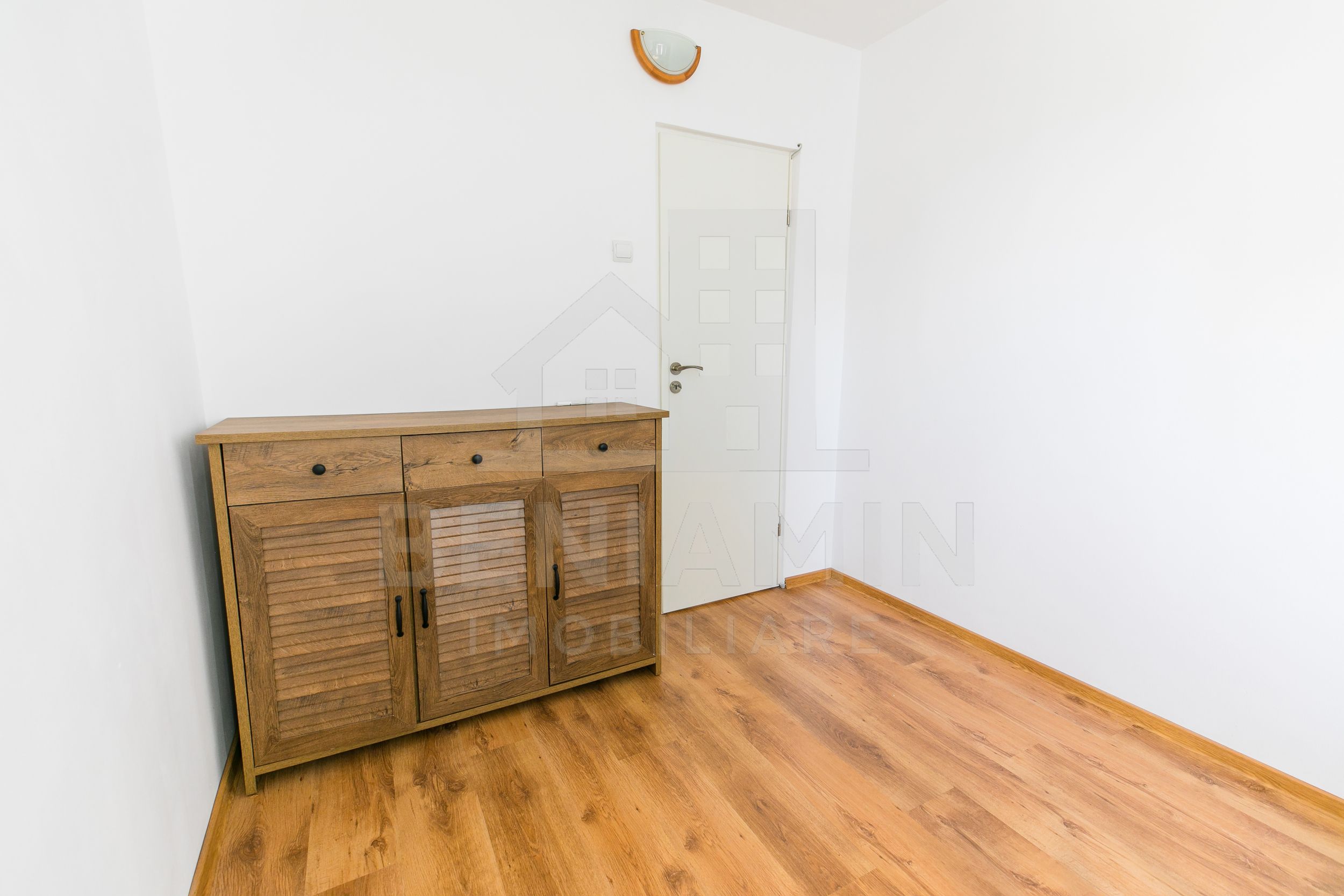 3Camere-Modern-Mobilat-Utilat-52mp-Aer Conditionat-Craiovita-Orizont — fotografia 9