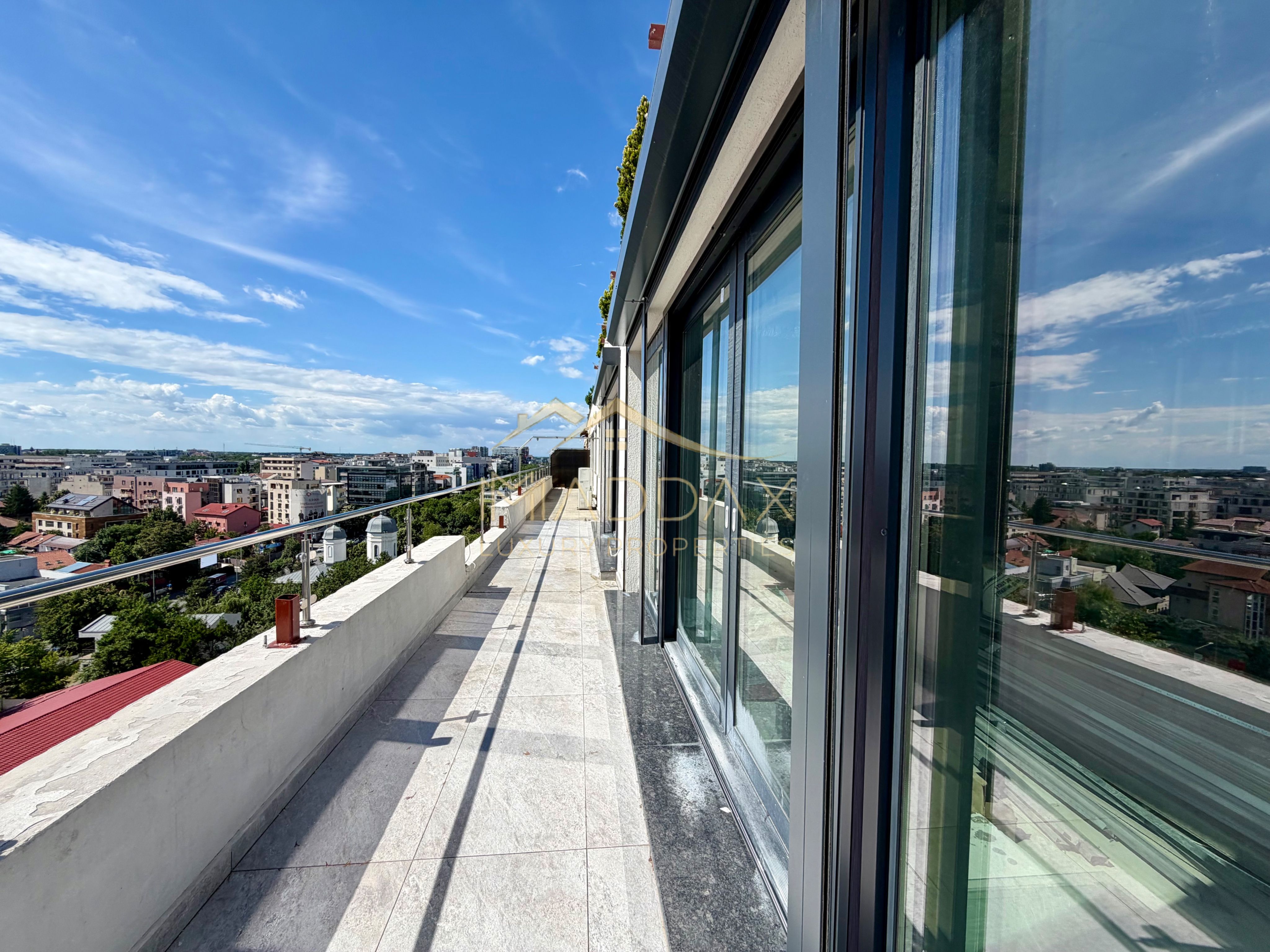 Penthouse Triplex Exclusivist *285mp* // Rooftop *93mp* // 2 Parking / Herastrau — fotografia 3