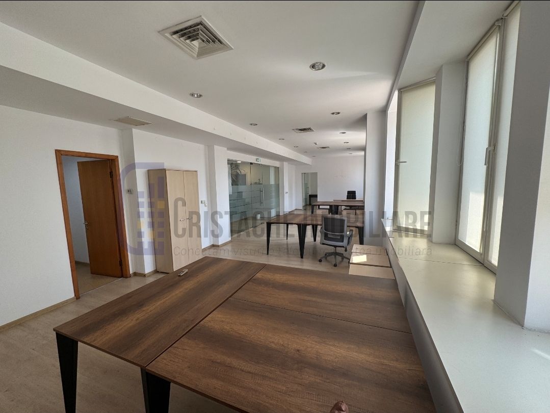 City Center | 90 sqm | Premium office building — fotografia 4