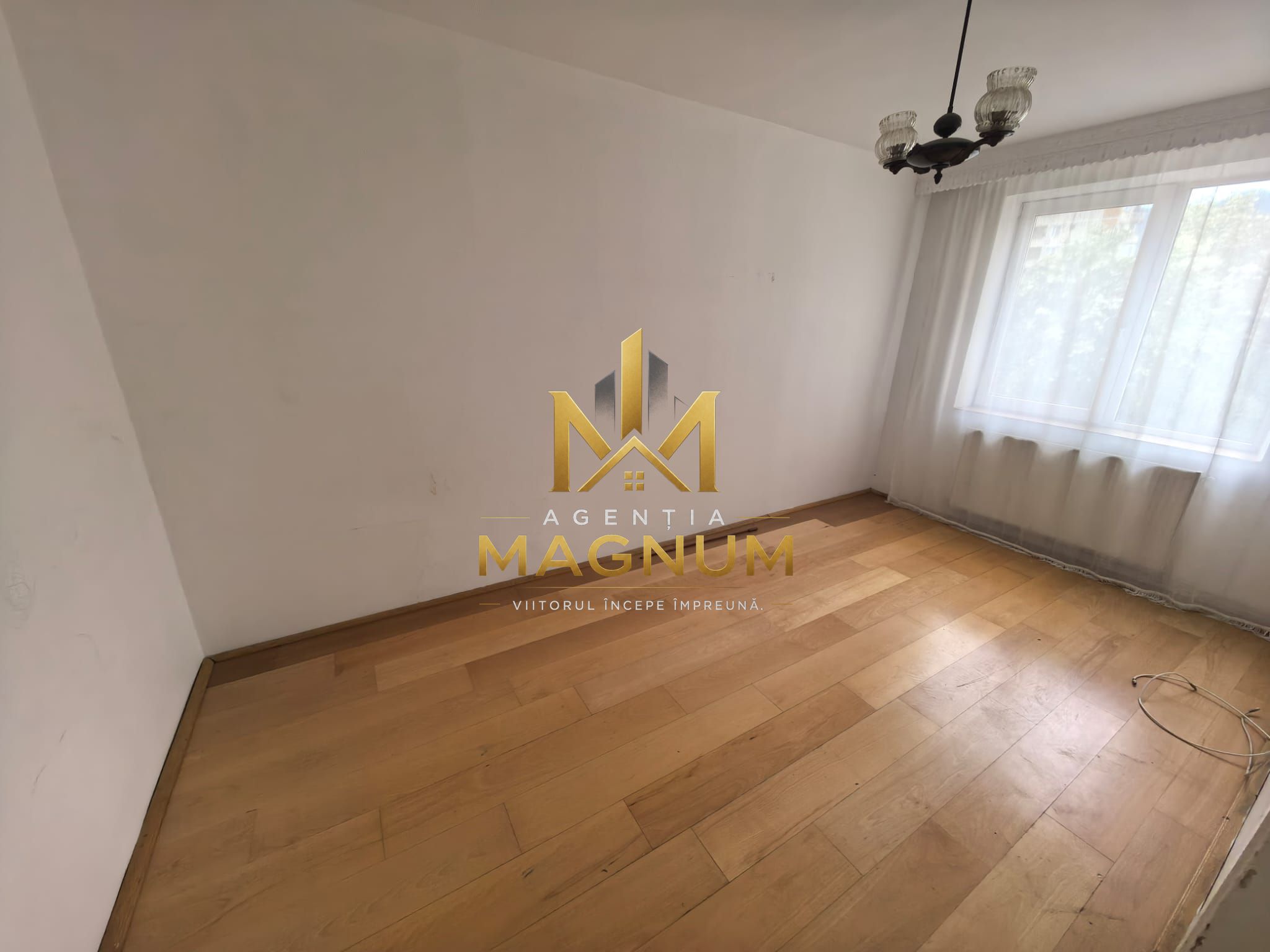 Apartament 3 camere de vânzare | Cuza Vodă | Zonă liniștită — fotografia 2