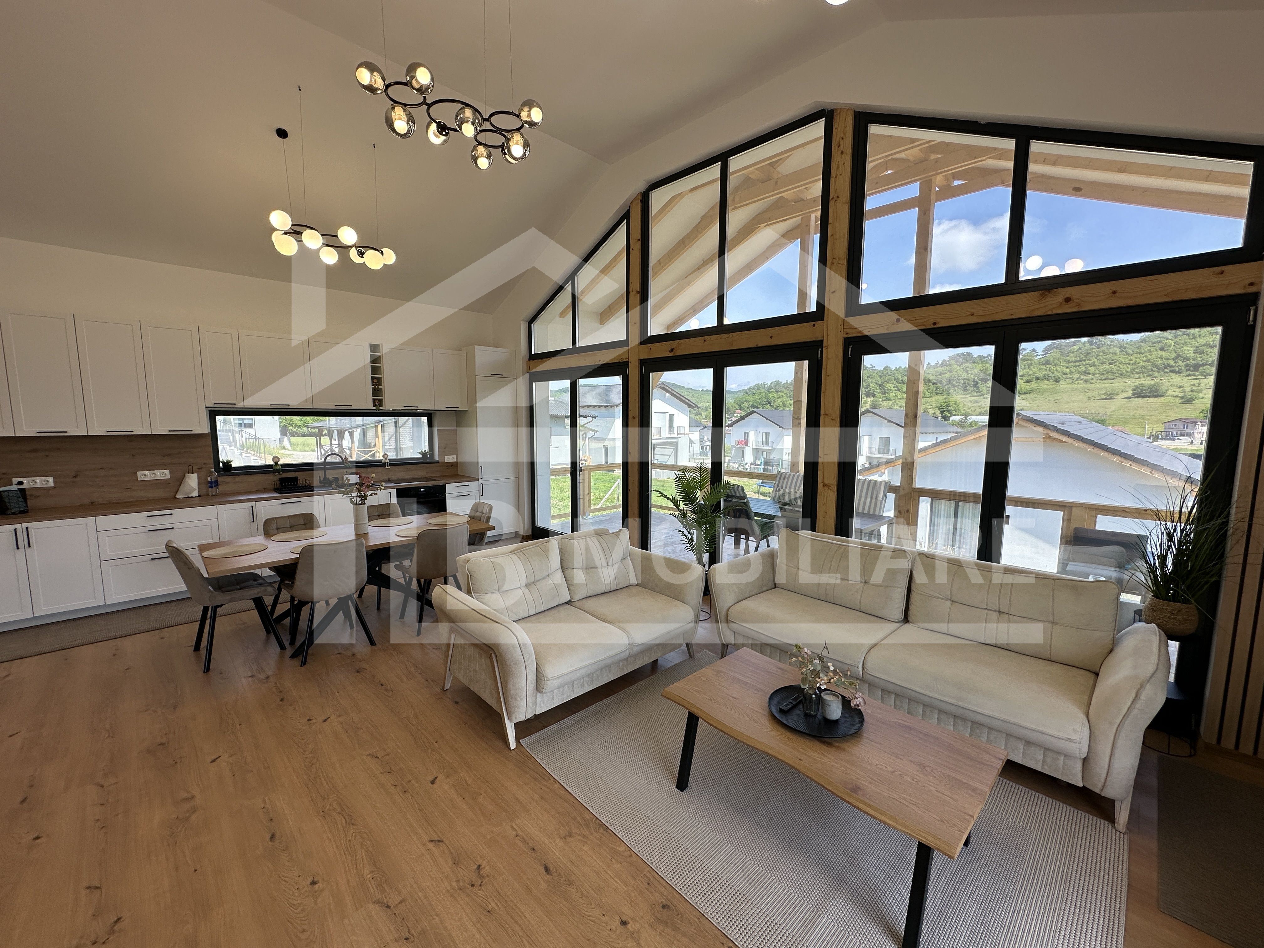 Casa individuala, 4 camere, 300mp, Zona Livezeni