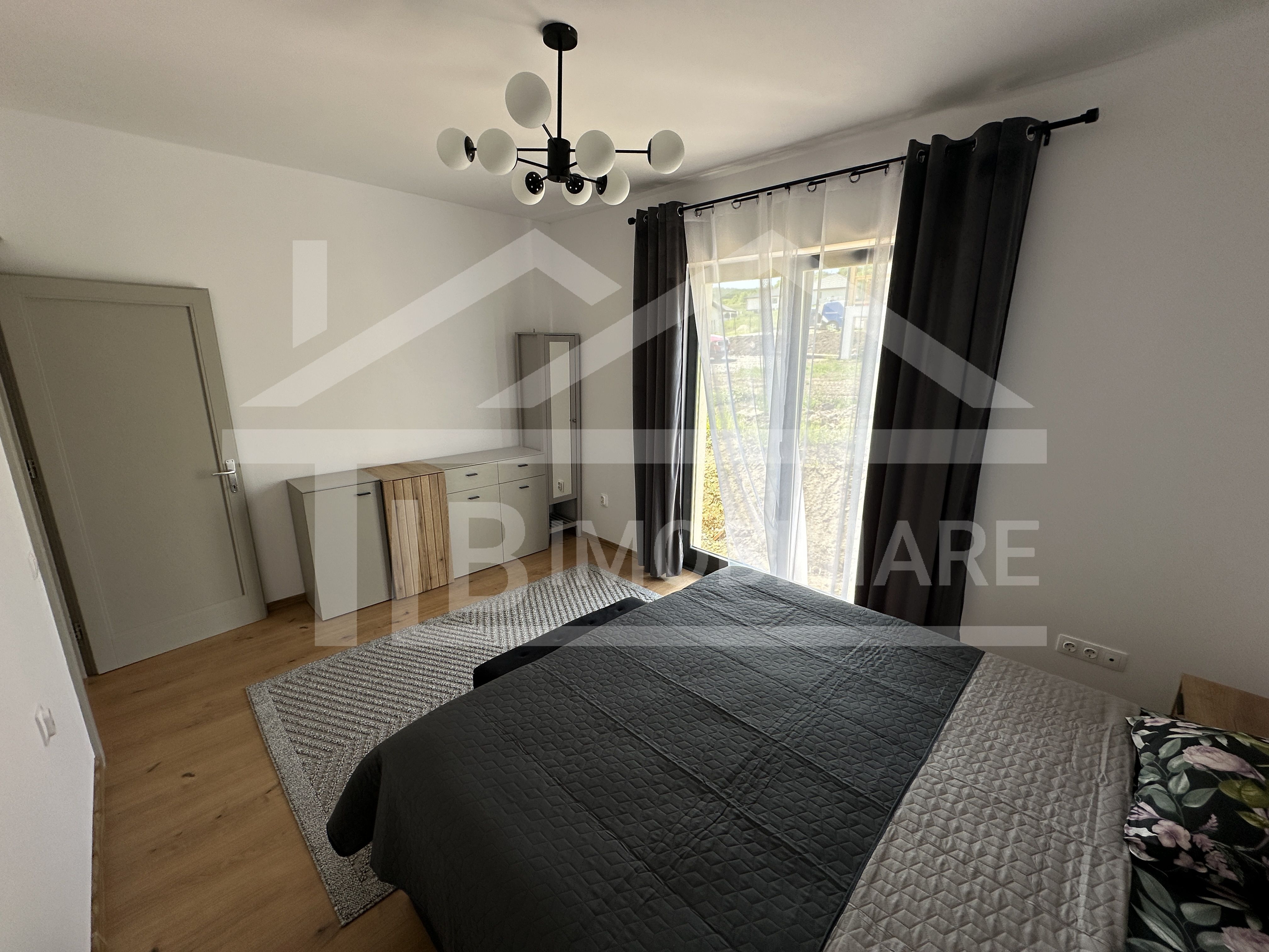 Casa individuala, 4 camere, 300mp, Zona Livezeni — fotografia 17