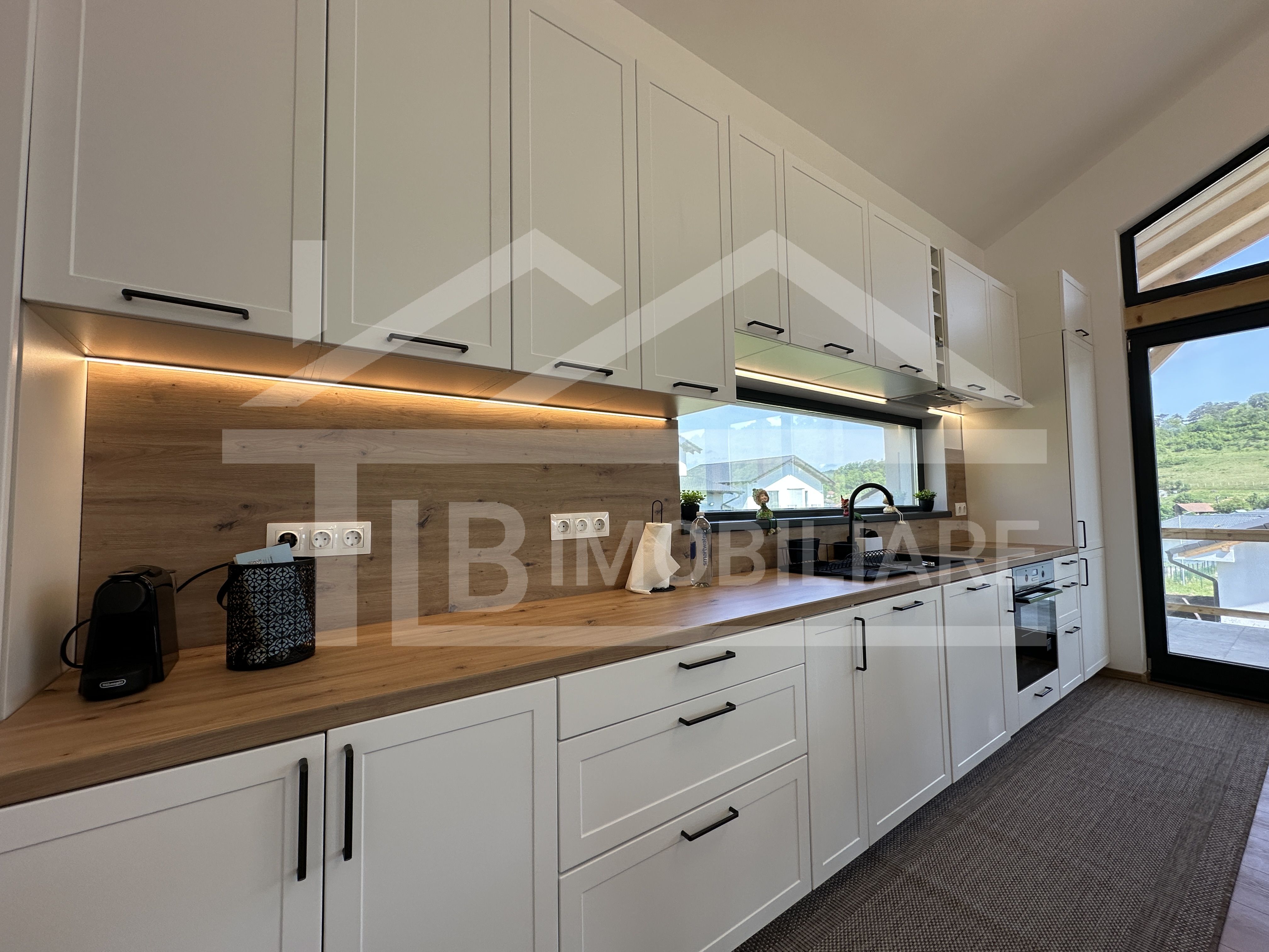 Casa individuala, 4 camere, 300mp, Zona Livezeni — fotografia 5