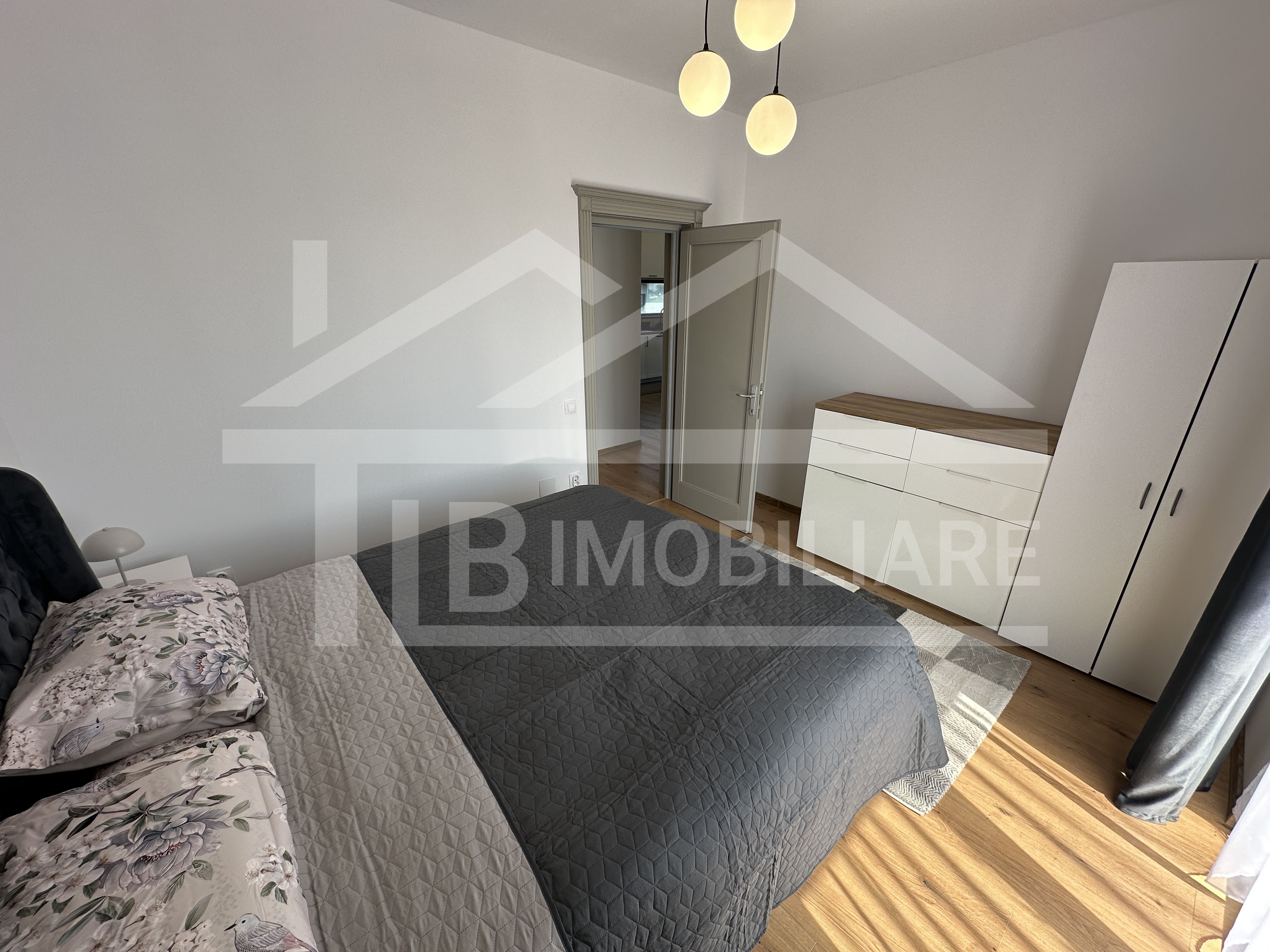 Casa individuala, 4 camere, 300mp, Zona Livezeni — fotografia 6