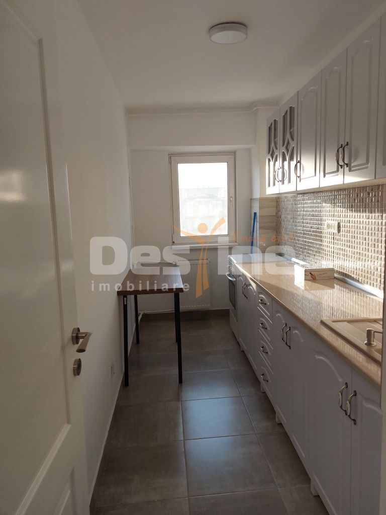 13 Septembrie | Garsoniera | 42mp | et 8 | renovata | 380 euro — fotografia 5